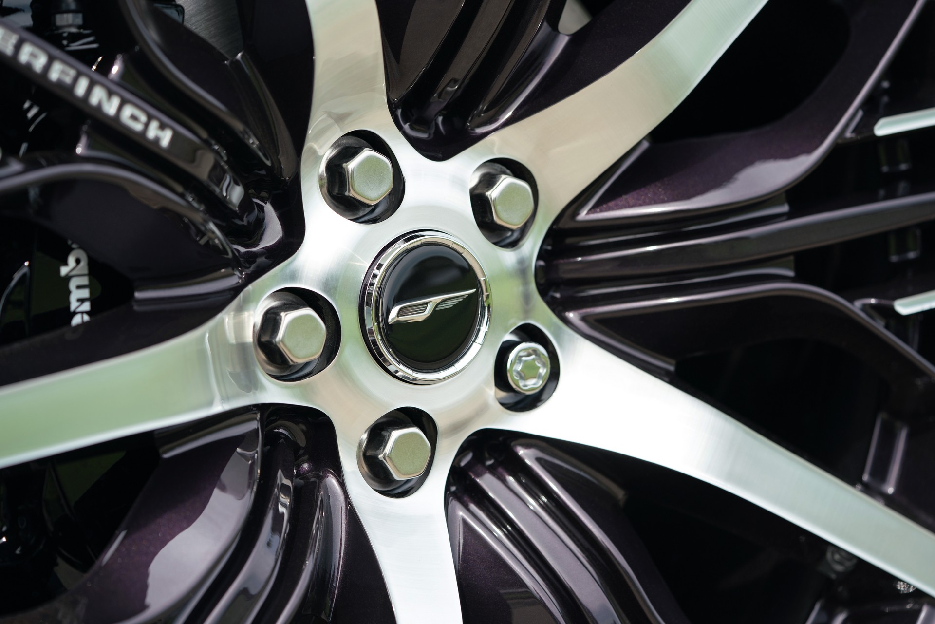 Overfinch Celebrates Five Years In America With $315,000 Range Rover Sandringham Edition