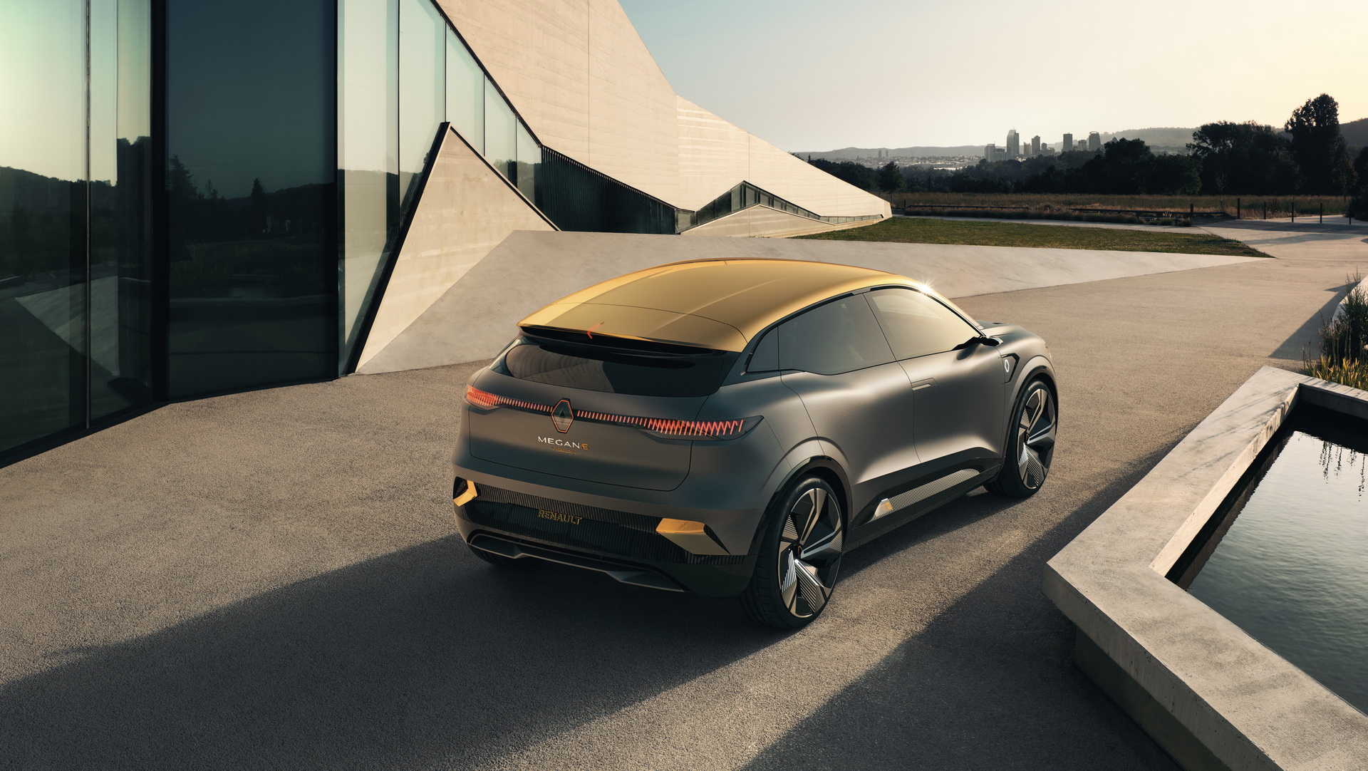 New Renault Megane eVision Concept Previews Next Year’s Electric Hatchback