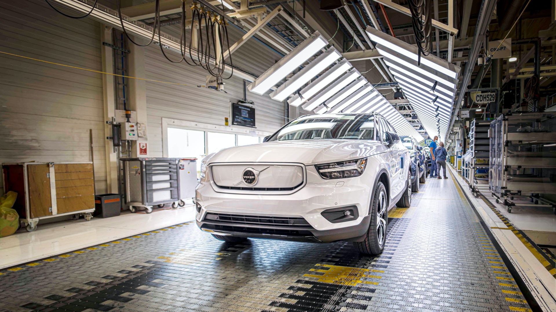 Volvo’s First Fully-Electric Car, The New XC40 Recharge, Enters Production With First Deliveries Expected This Month