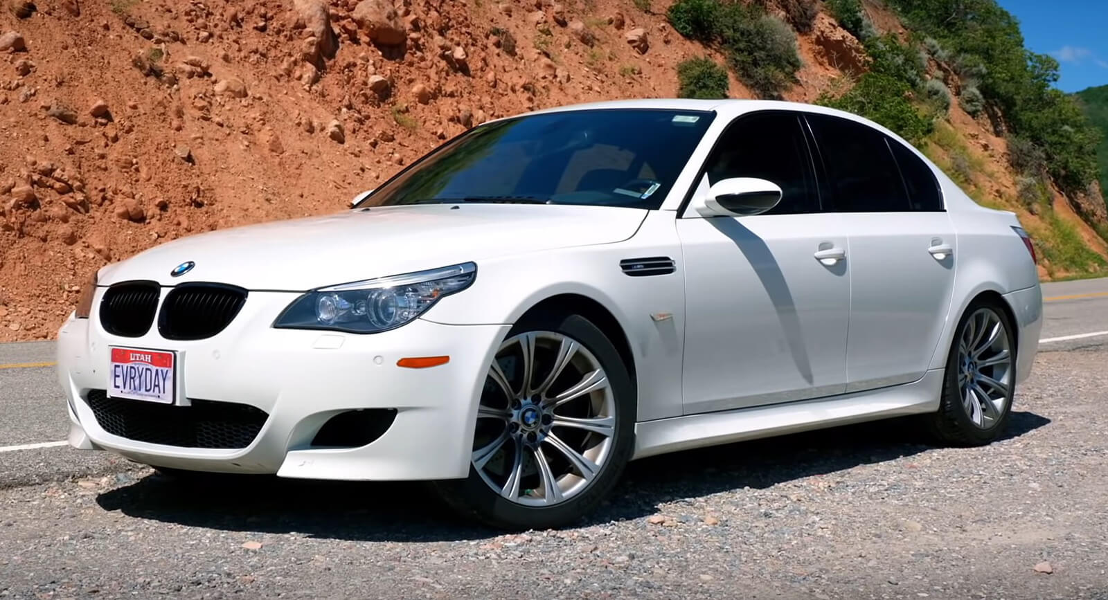 Driven - Quick: 0-100km/h time of a 2006 BMW M5 V10?