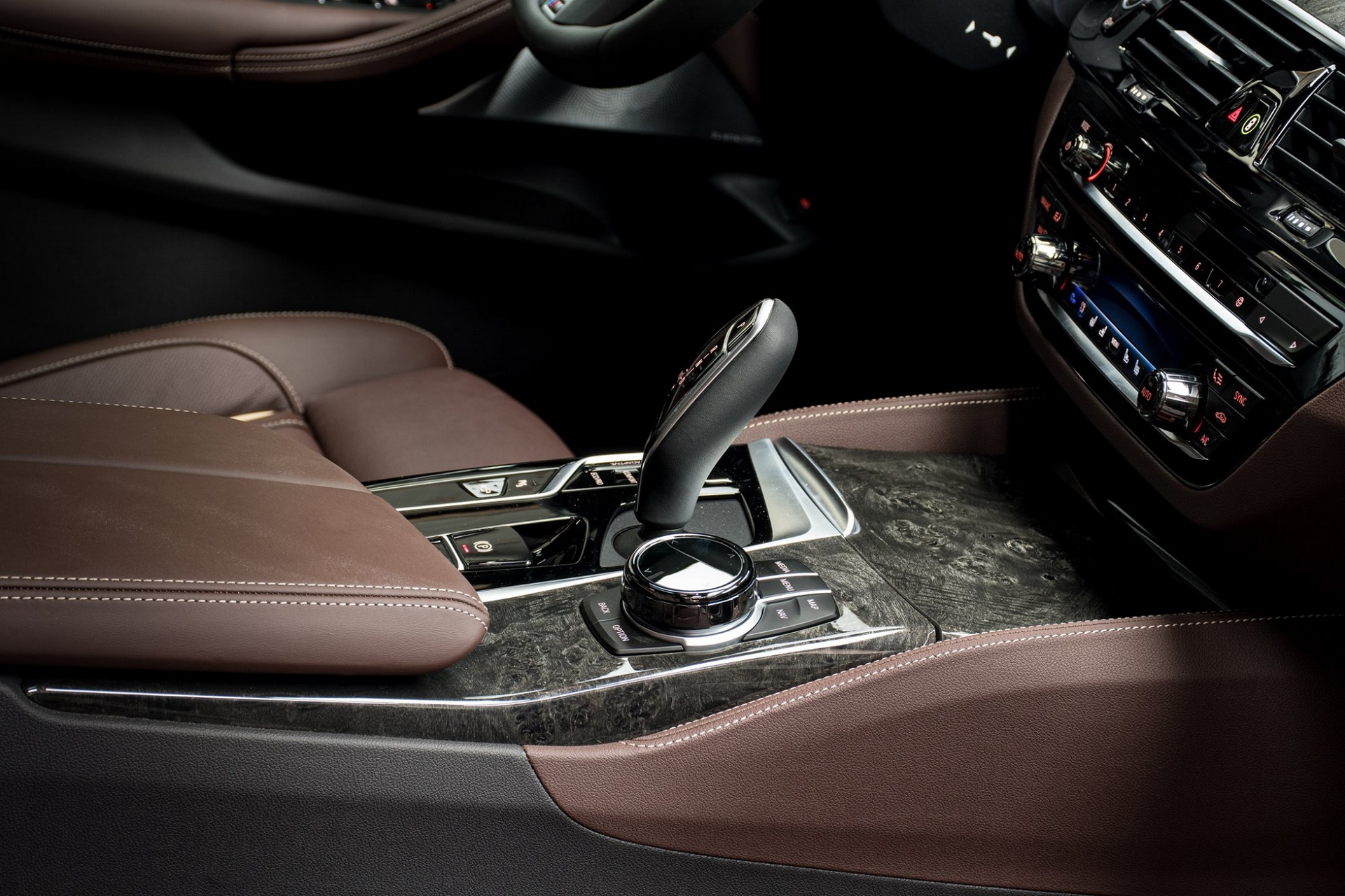 2021 BMW M550i Matches Alpine White Body With Mocha Interior