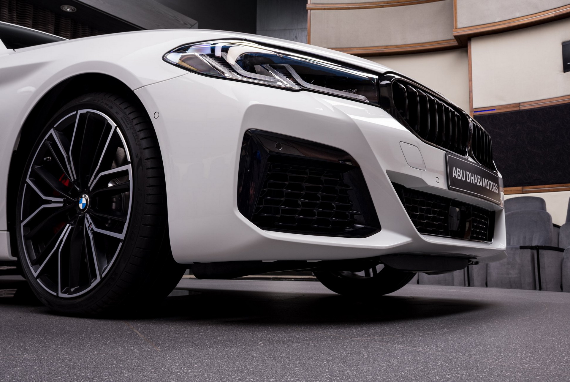 2021 BMW M550i Matches Alpine White Body With Mocha Interior