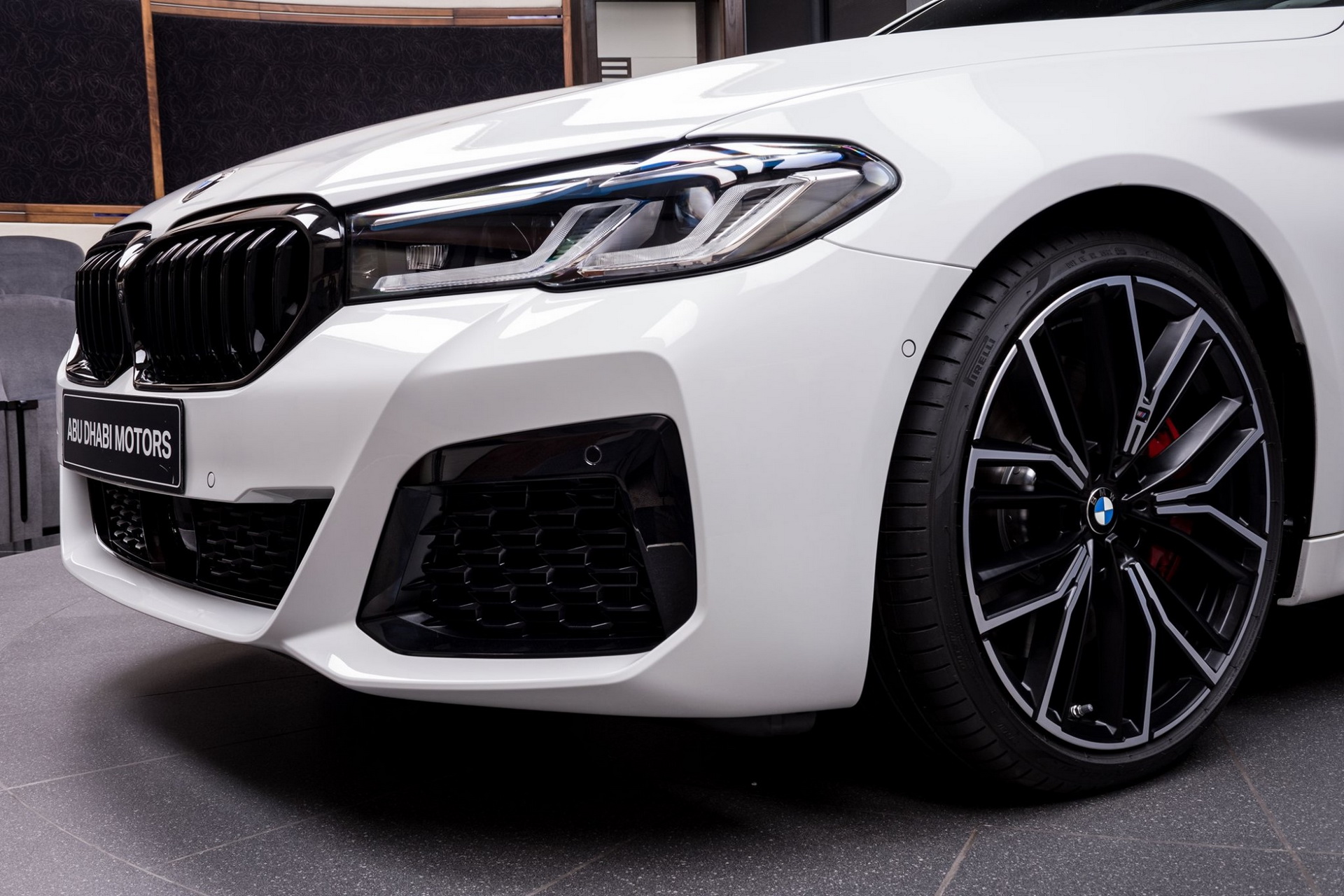 2021 BMW M550i Matches Alpine White Body With Mocha Interior
