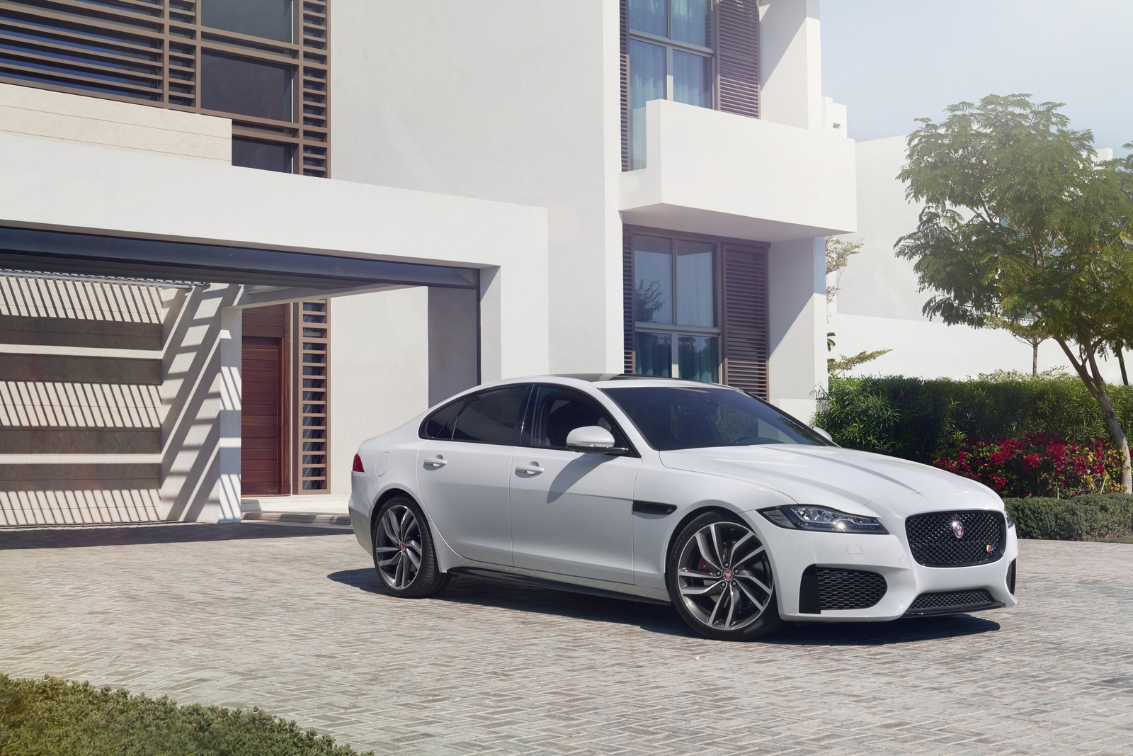 JLR Recovery Impacted By Low Demand For Jaguar Sedan Models