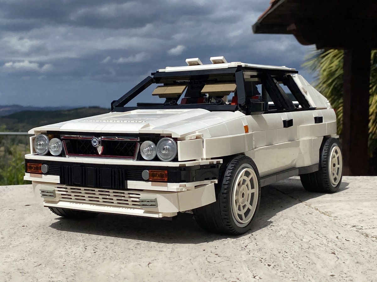 LEGO Lancia Delta Integrale Rally Car Took 15 Months To Build, Looks Epic