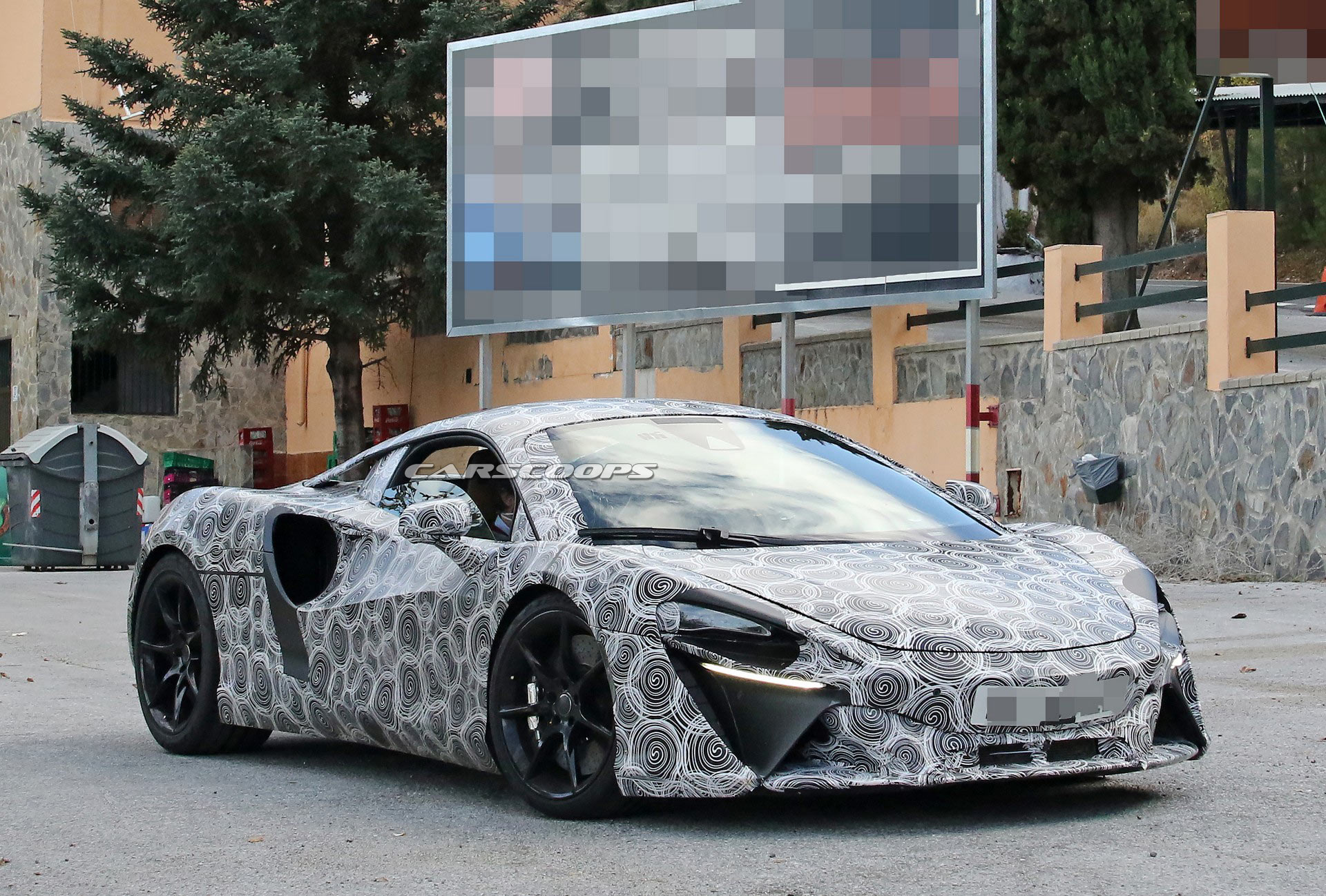 Next-Gen McLaren Hybrid Supercar Getting 600+ HP PHEV V6