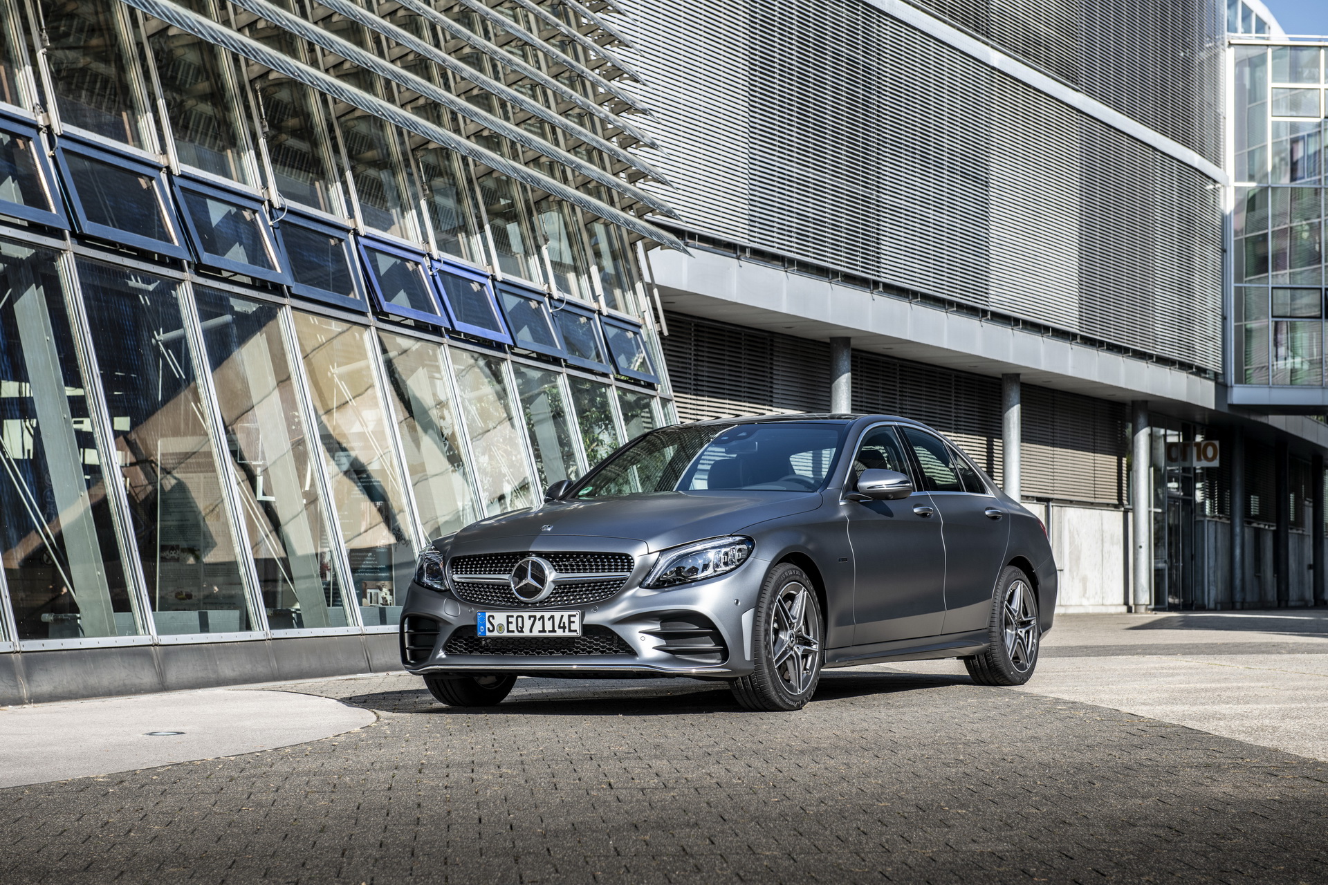 4 Reasons Why You Shouldn’t Pay Sticker For A W205 Mercedes C-Class