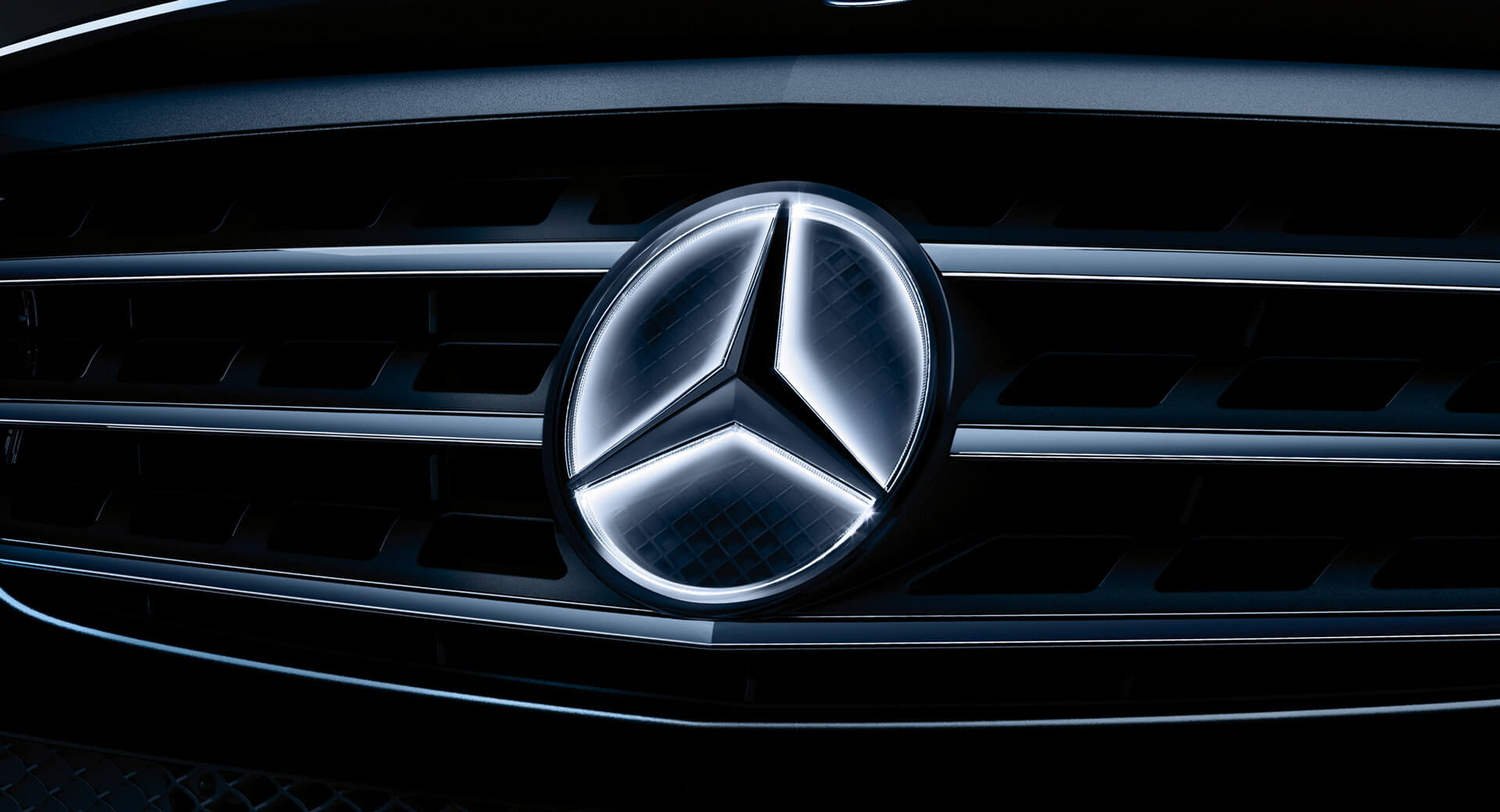 Car Front Grille LED Emblem Light Logo Star Badge for Mercedes