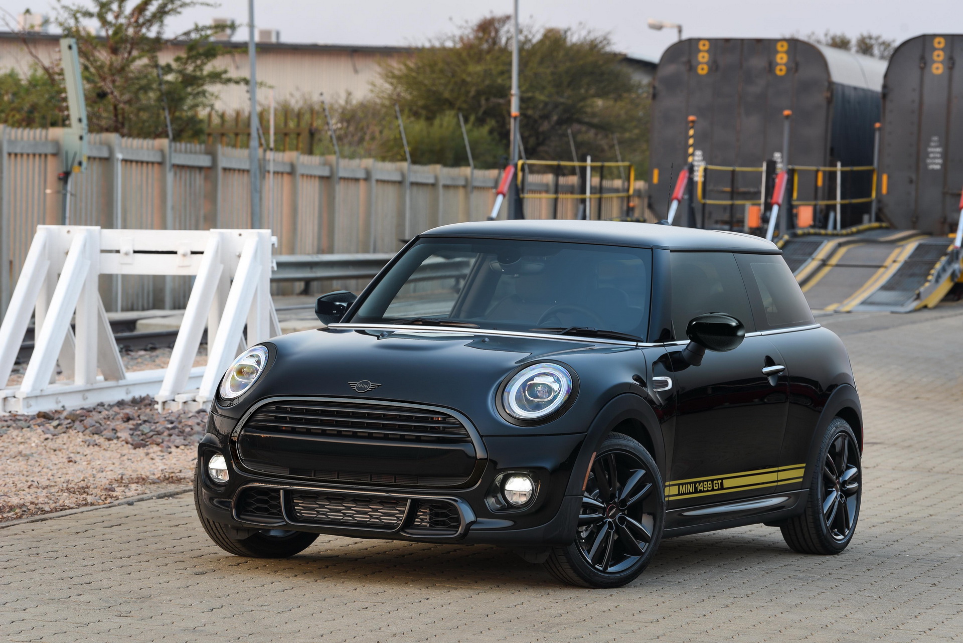 Retro Mini Cooper 1499 GT And New Countryman Oxford Special Editions Join U.S. Range