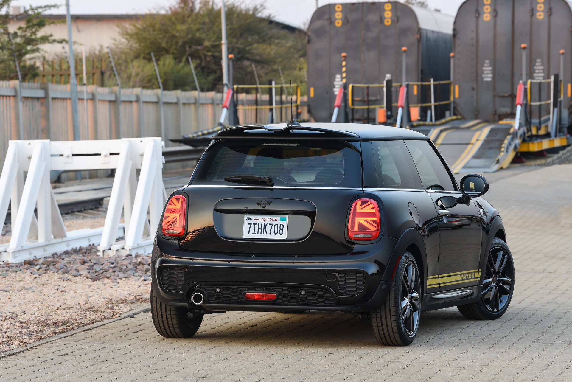 Retro Mini Cooper 1499 GT And New Countryman Oxford Special Editions Join U.S. Range