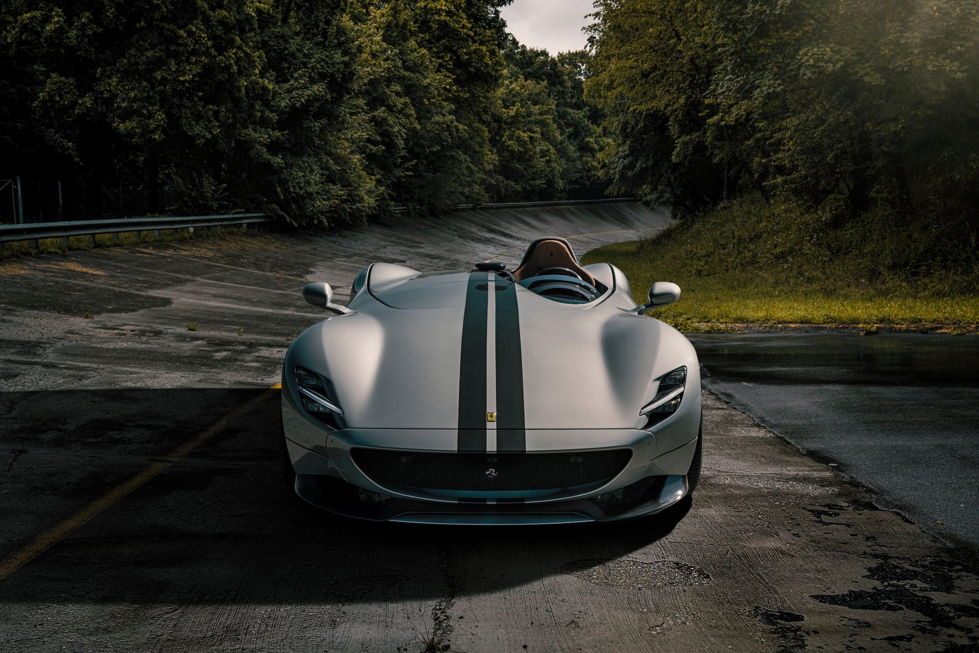 Novitec’s Ferrari Monza SP1 Has 832 HP, Gold Plated Exhaust