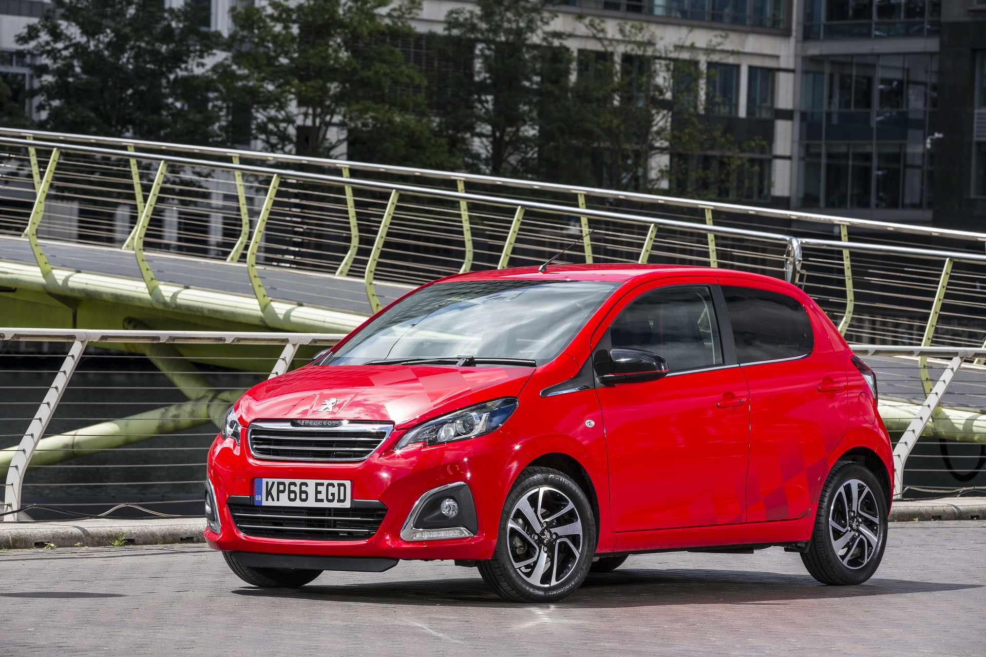 PSA Decides To End Small Gasoline City Car Production
