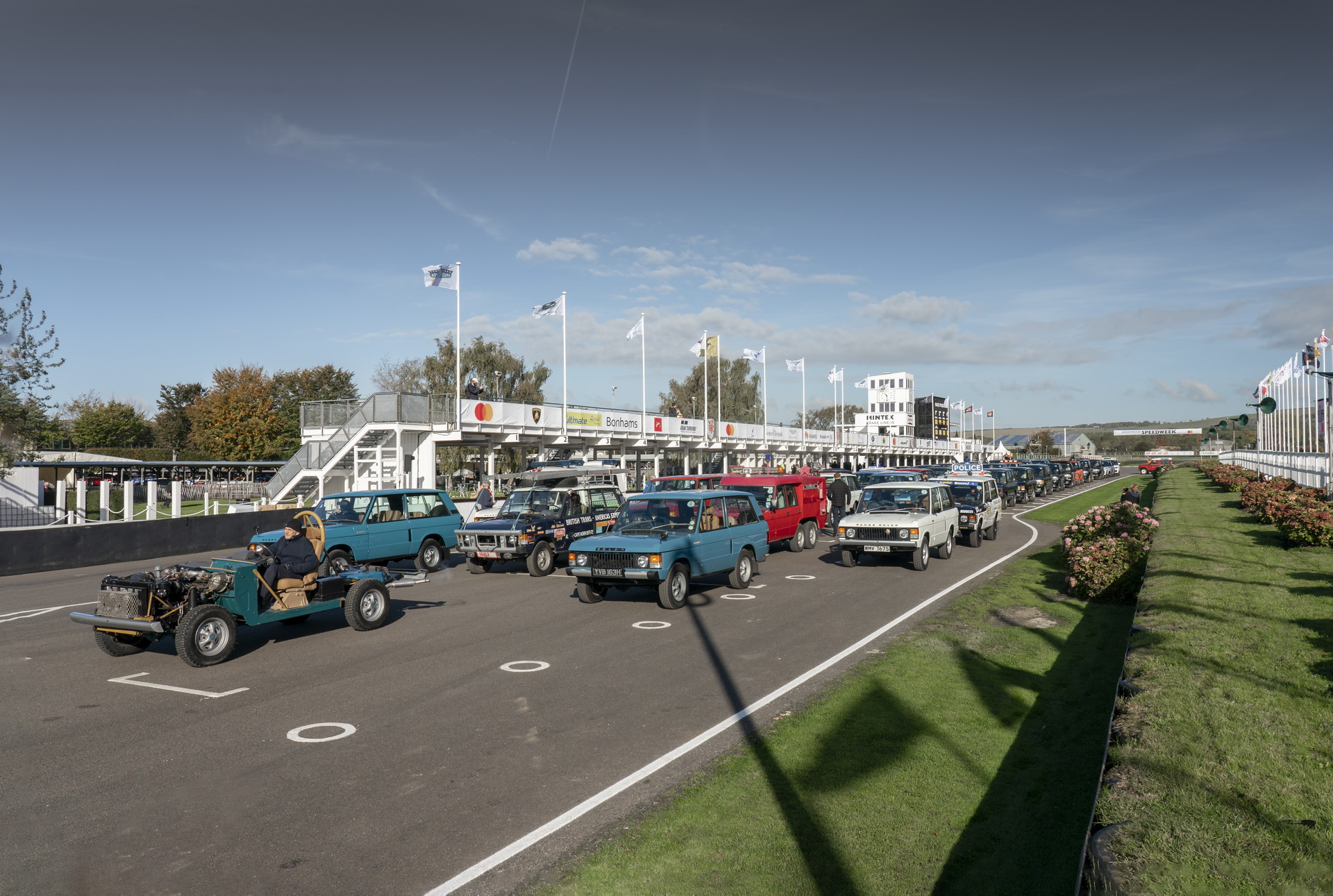 Classic And Modern Range Rovers Celebrate The Brand’s 50th Anniversary At Goodwood