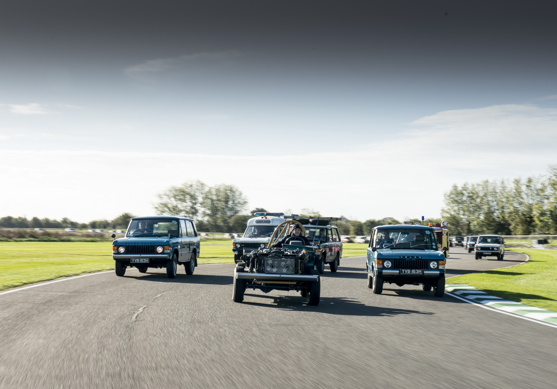 Classic And Modern Range Rovers Celebrate The Brand’s 50th Anniversary At Goodwood