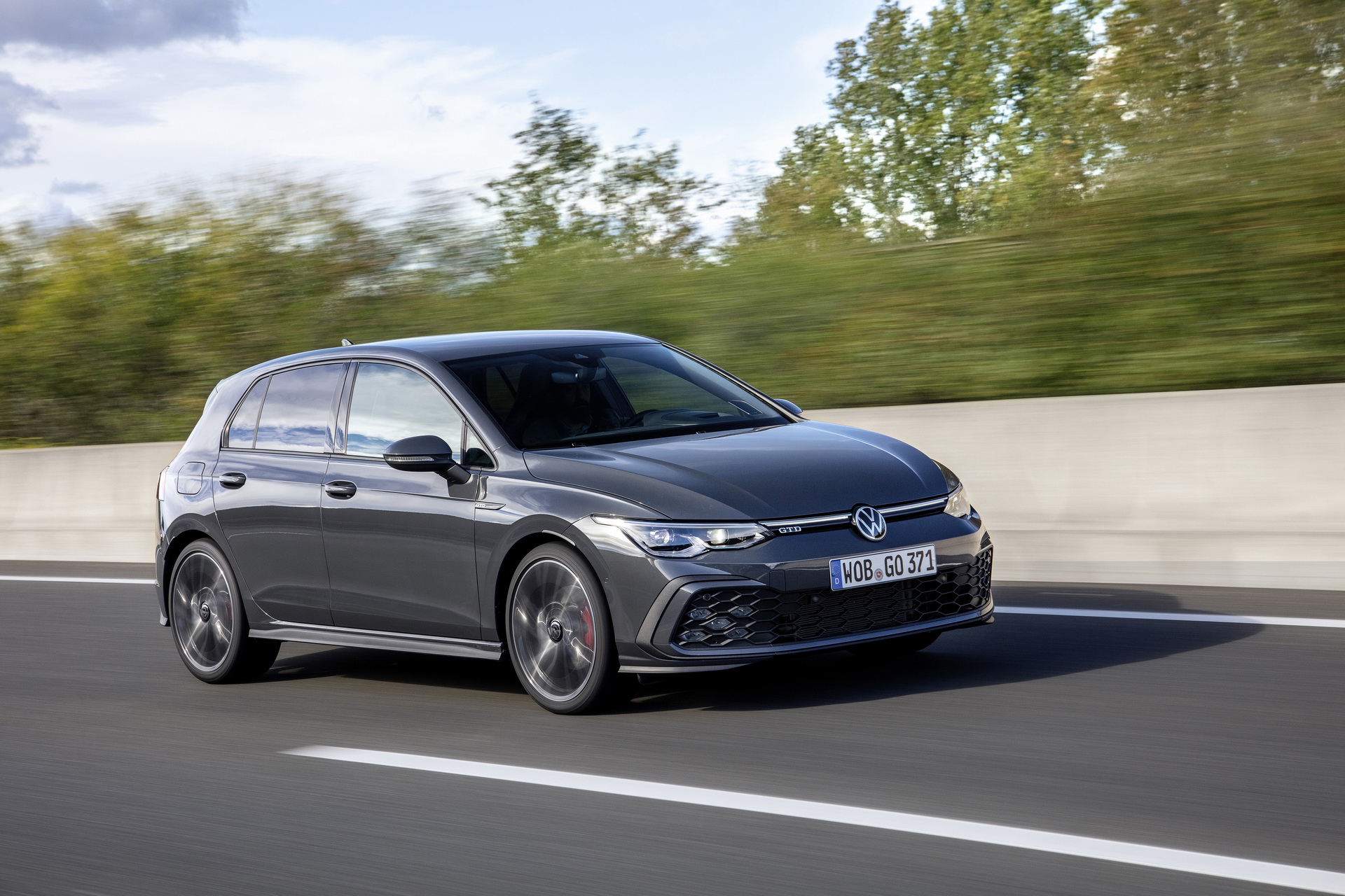 2021 VW Golf GTD Brings 197 HP Diesel To The UK From £32,790
