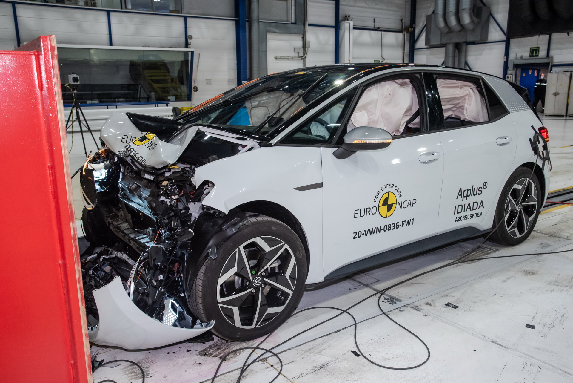 Watch Euro NCAP Crash-Test VW’s New ID.3 Electric Hatch