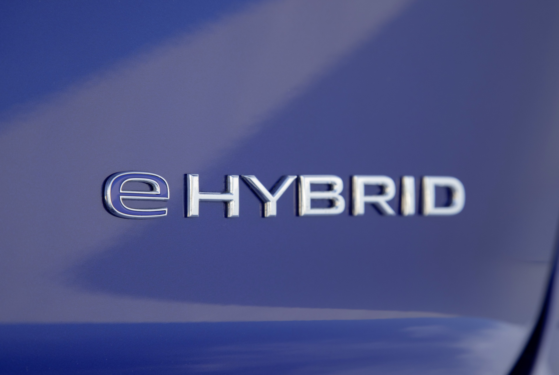 VW Touareg eHybrid And Touareg R PHEV Go On Sale In Europe