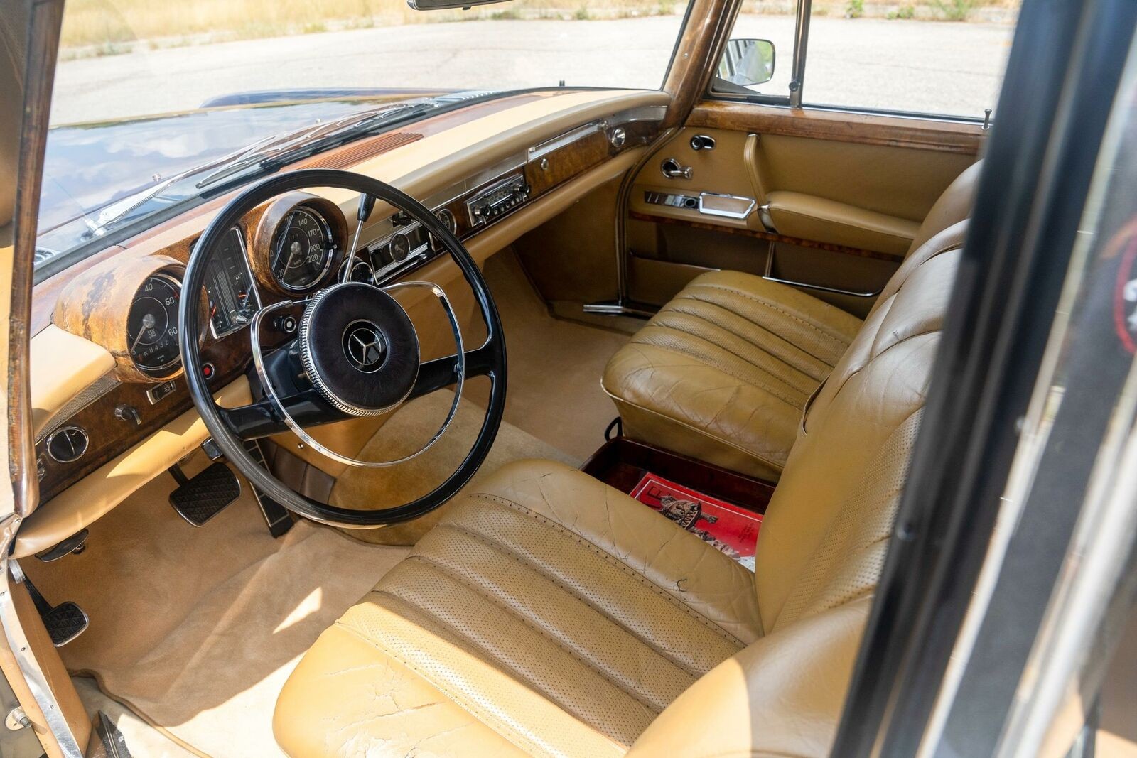 Really Comrades, Not One Of You Is Interested In A $285,000 Chinese State Limo?