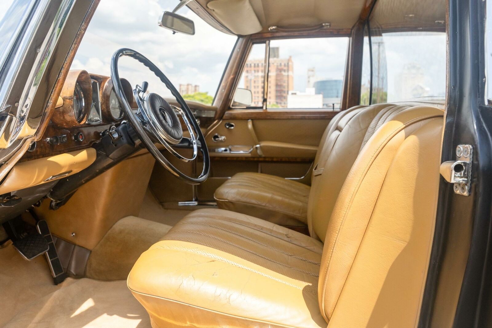 Really Comrades, Not One Of You Is Interested In A $285,000 Chinese State Limo?