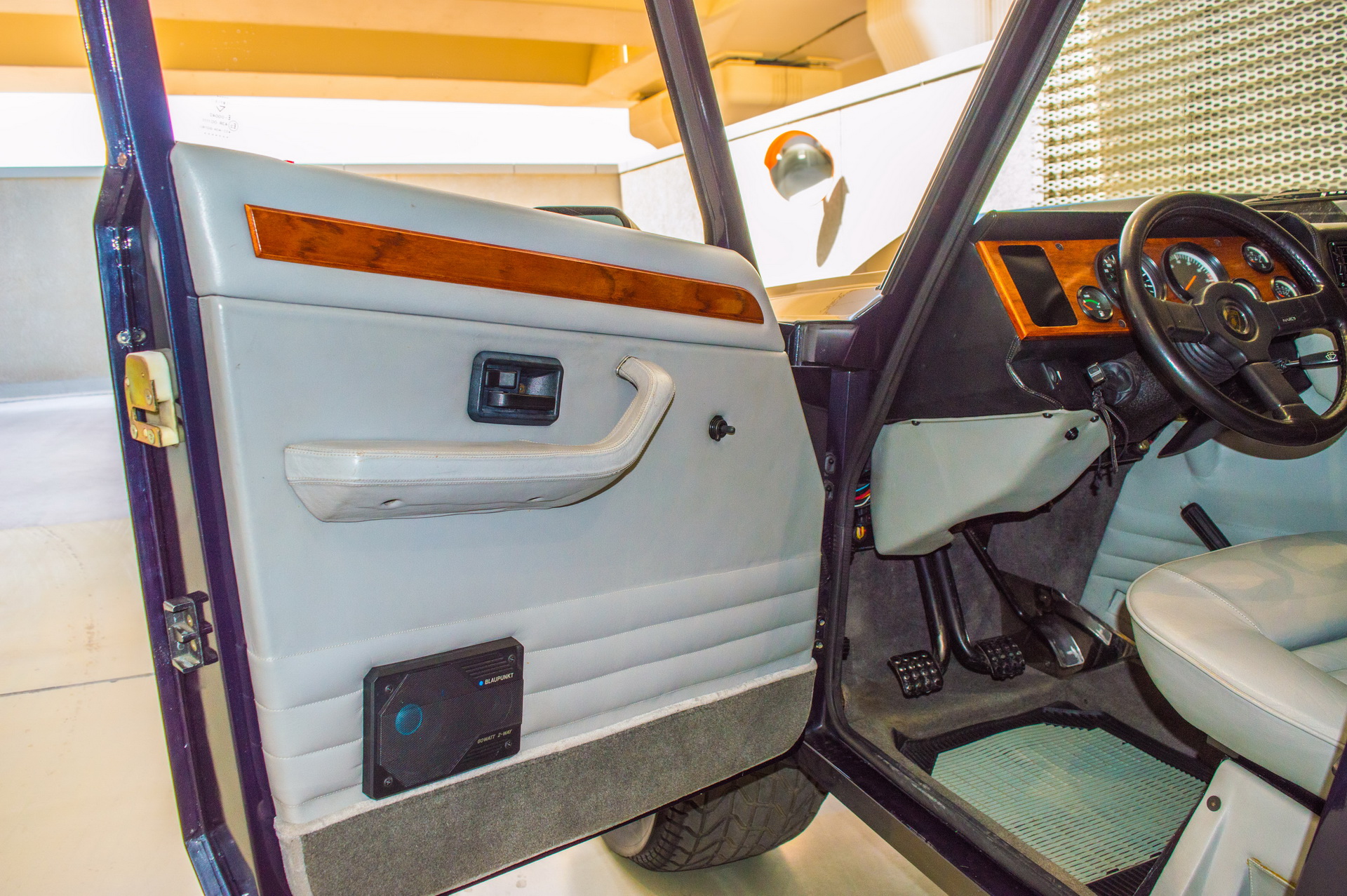 Get Your Rocks Off With This 1988 Lamborghini LM002, AKA The Rambo Lambo