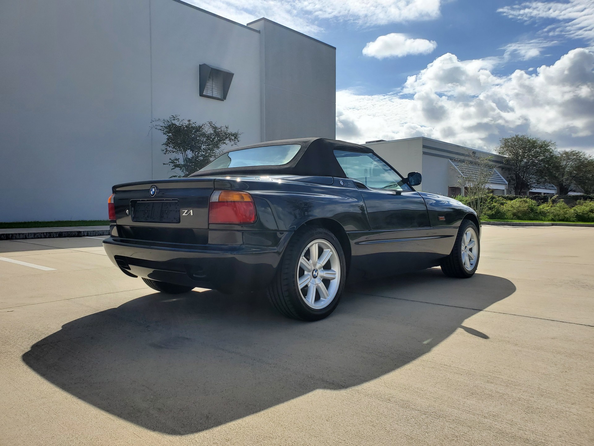This 2,377 Mile BMW Z1 Looks Brand New And Is Up For Auction