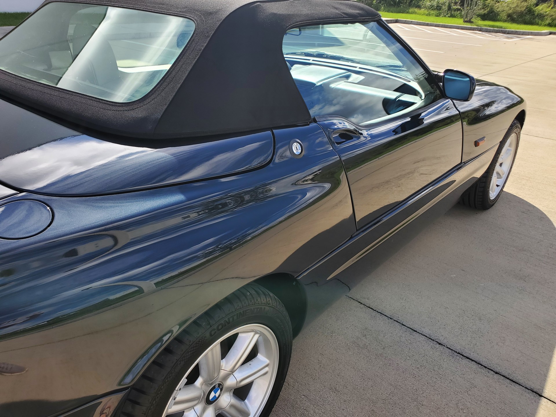 This 2,377 Mile BMW Z1 Looks Brand New And Is Up For Auction