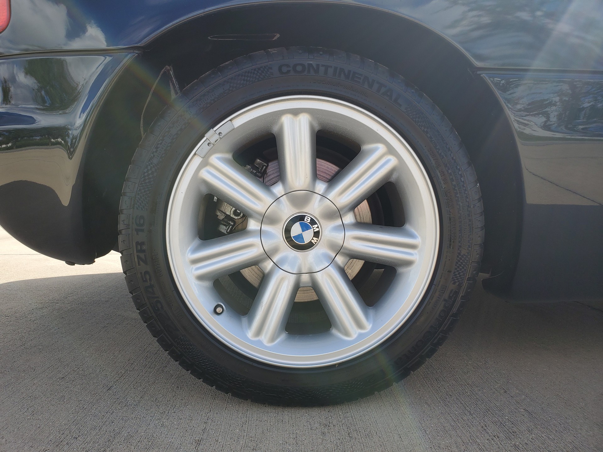 This 2,377 Mile BMW Z1 Looks Brand New And Is Up For Auction