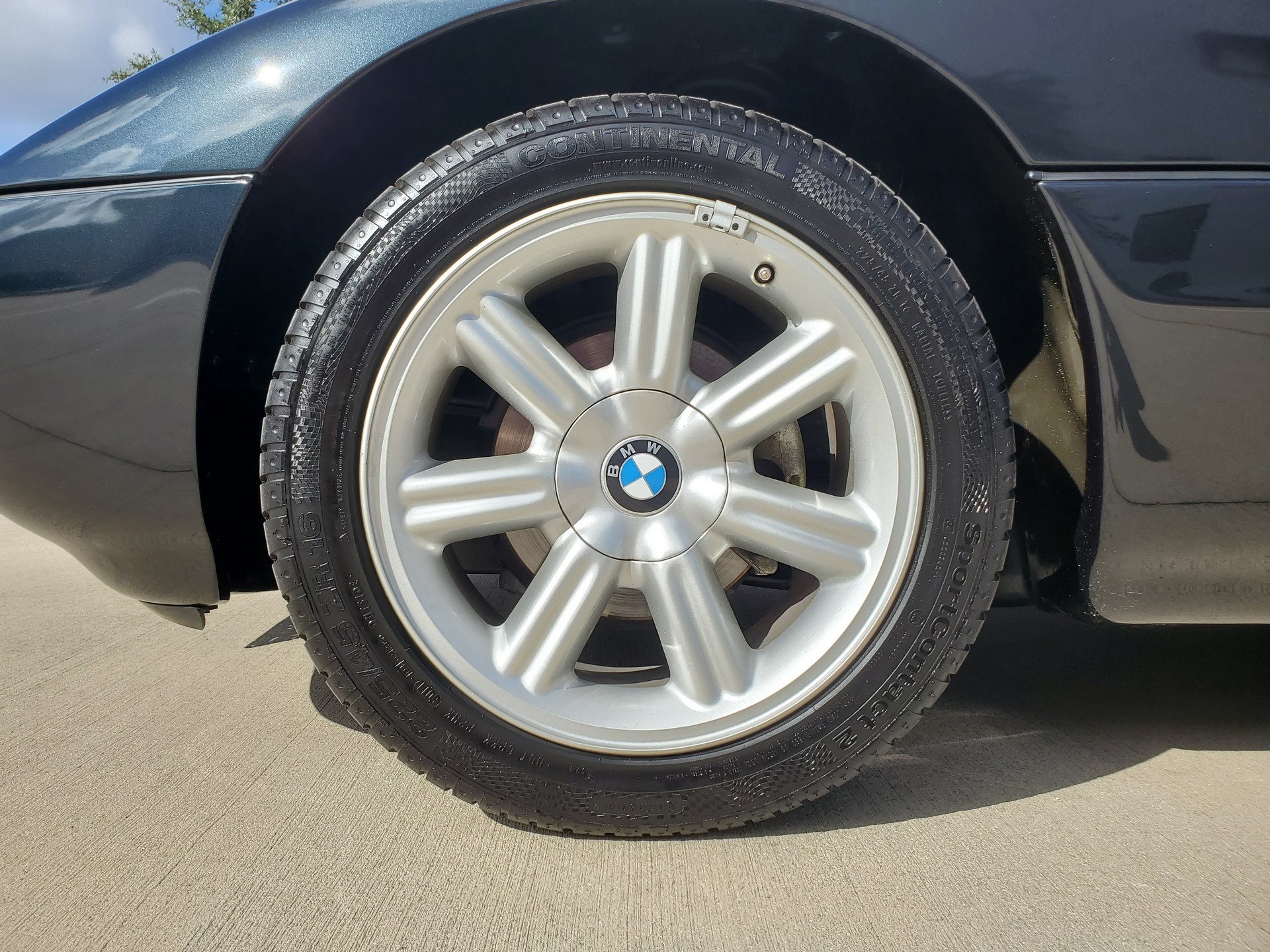 This 2,377 Mile BMW Z1 Looks Brand New And Is Up For Auction