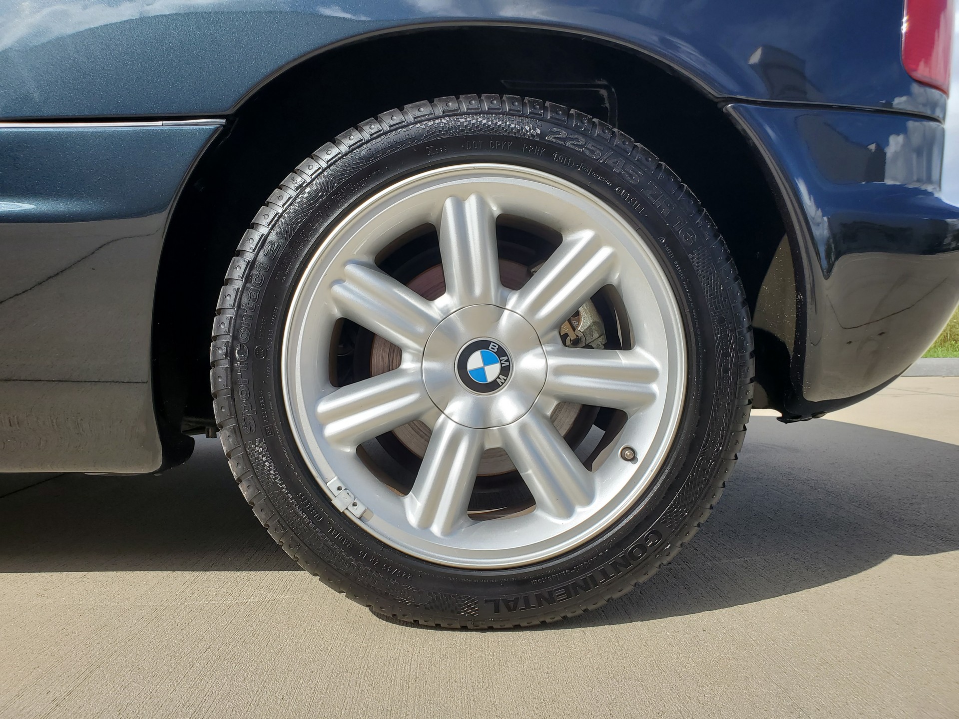 This 2,377 Mile BMW Z1 Looks Brand New And Is Up For Auction