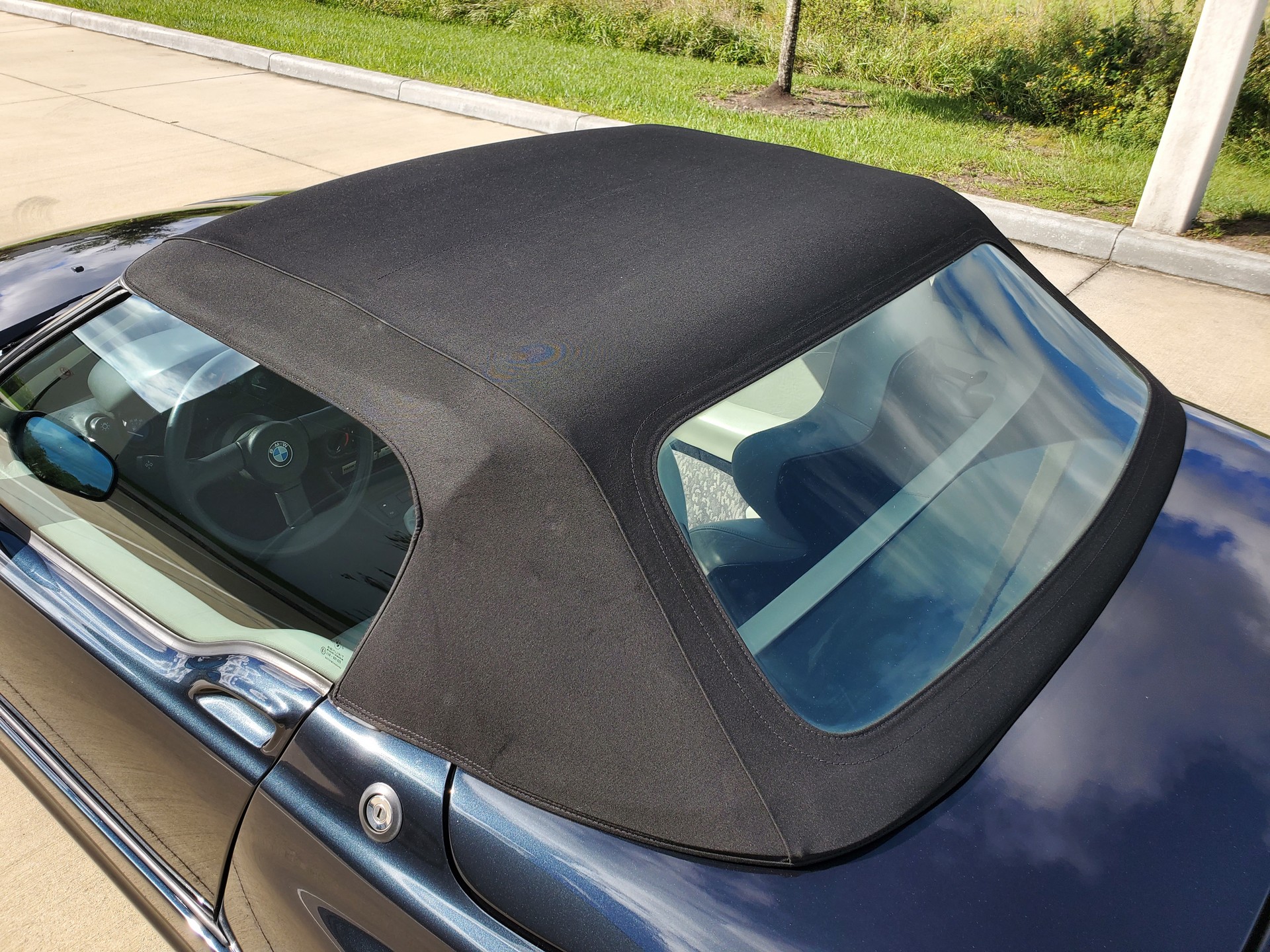 This 2,377 Mile BMW Z1 Looks Brand New And Is Up For Auction