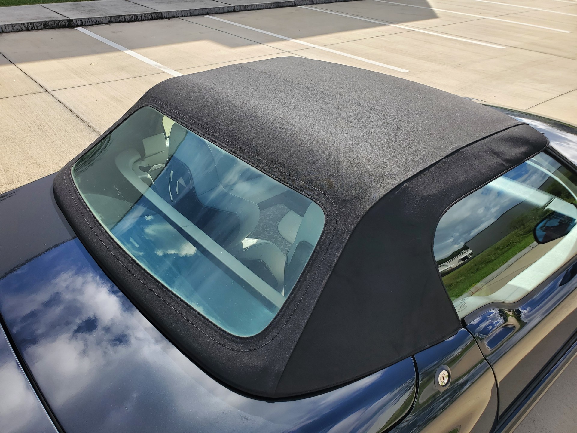 This 2,377 Mile BMW Z1 Looks Brand New And Is Up For Auction