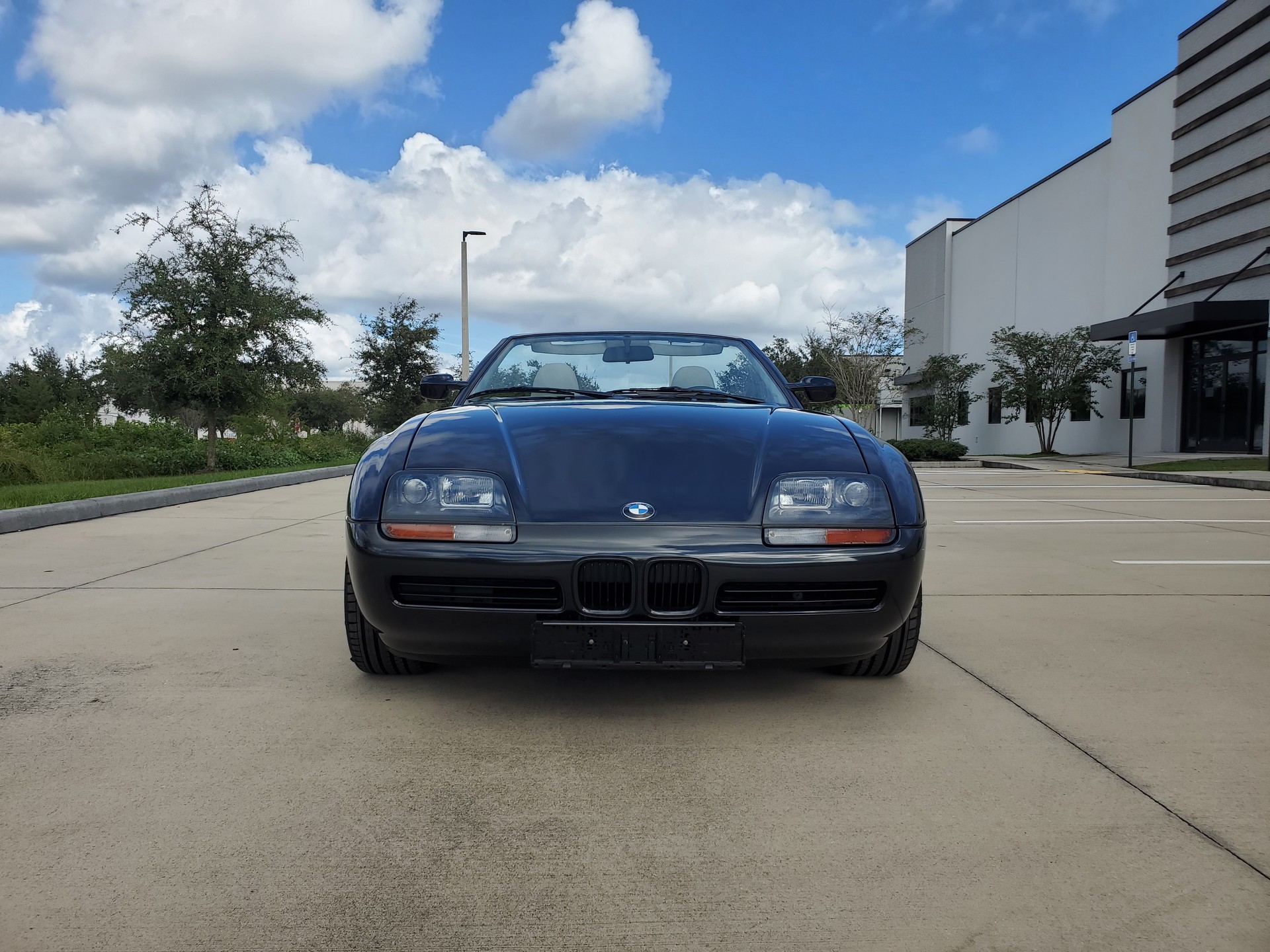 This 2,377 Mile BMW Z1 Looks Brand New And Is Up For Auction