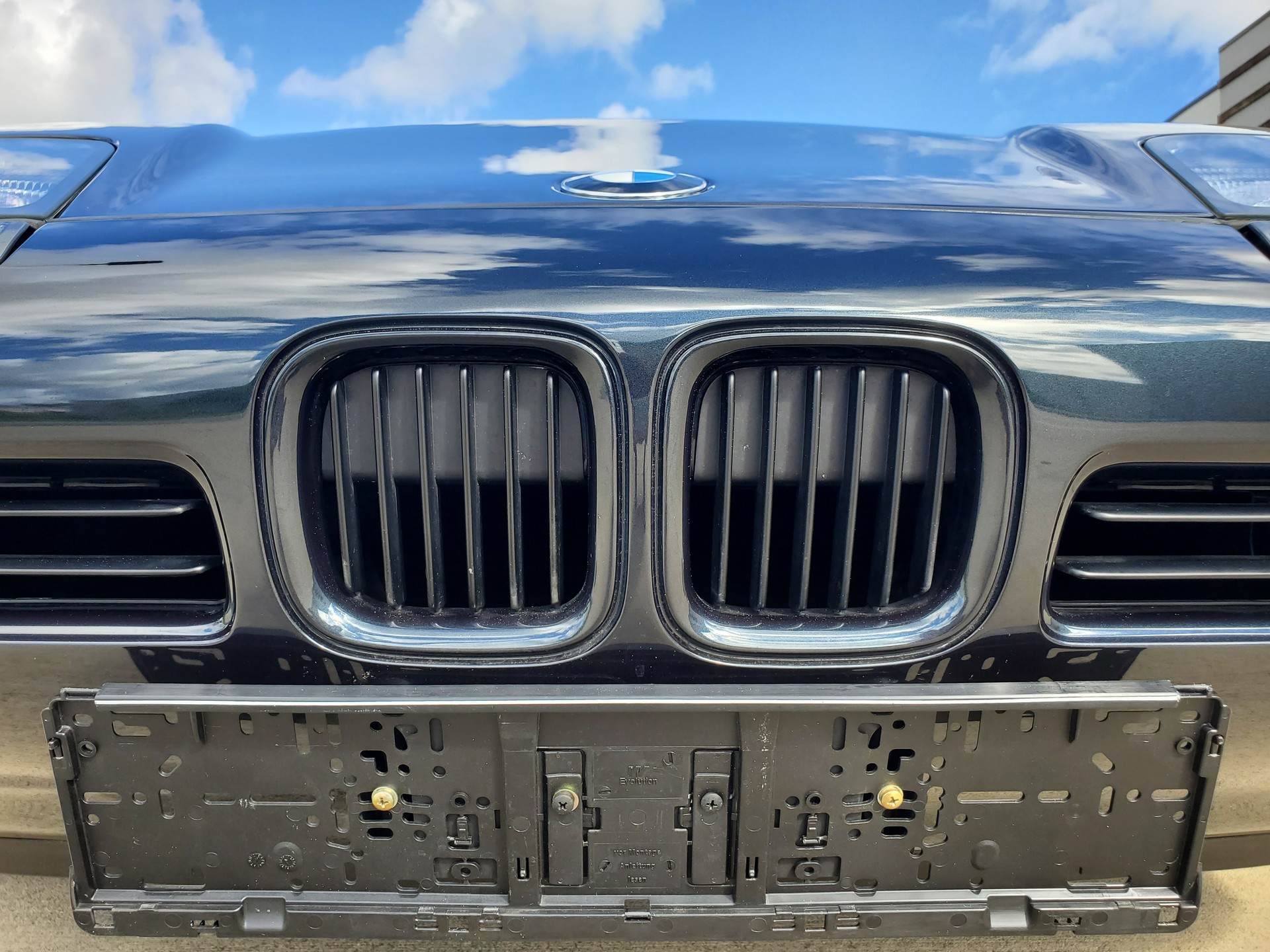 This 2,377 Mile BMW Z1 Looks Brand New And Is Up For Auction