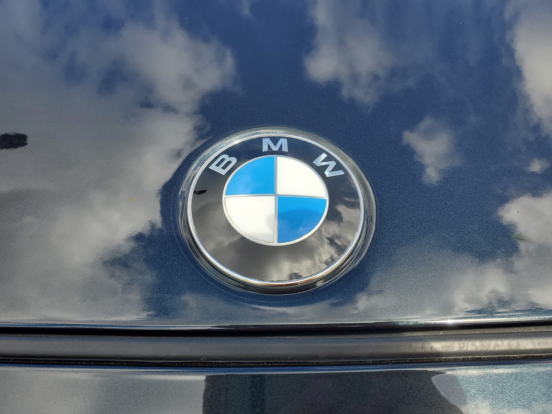 This 2,377 Mile BMW Z1 Looks Brand New And Is Up For Auction