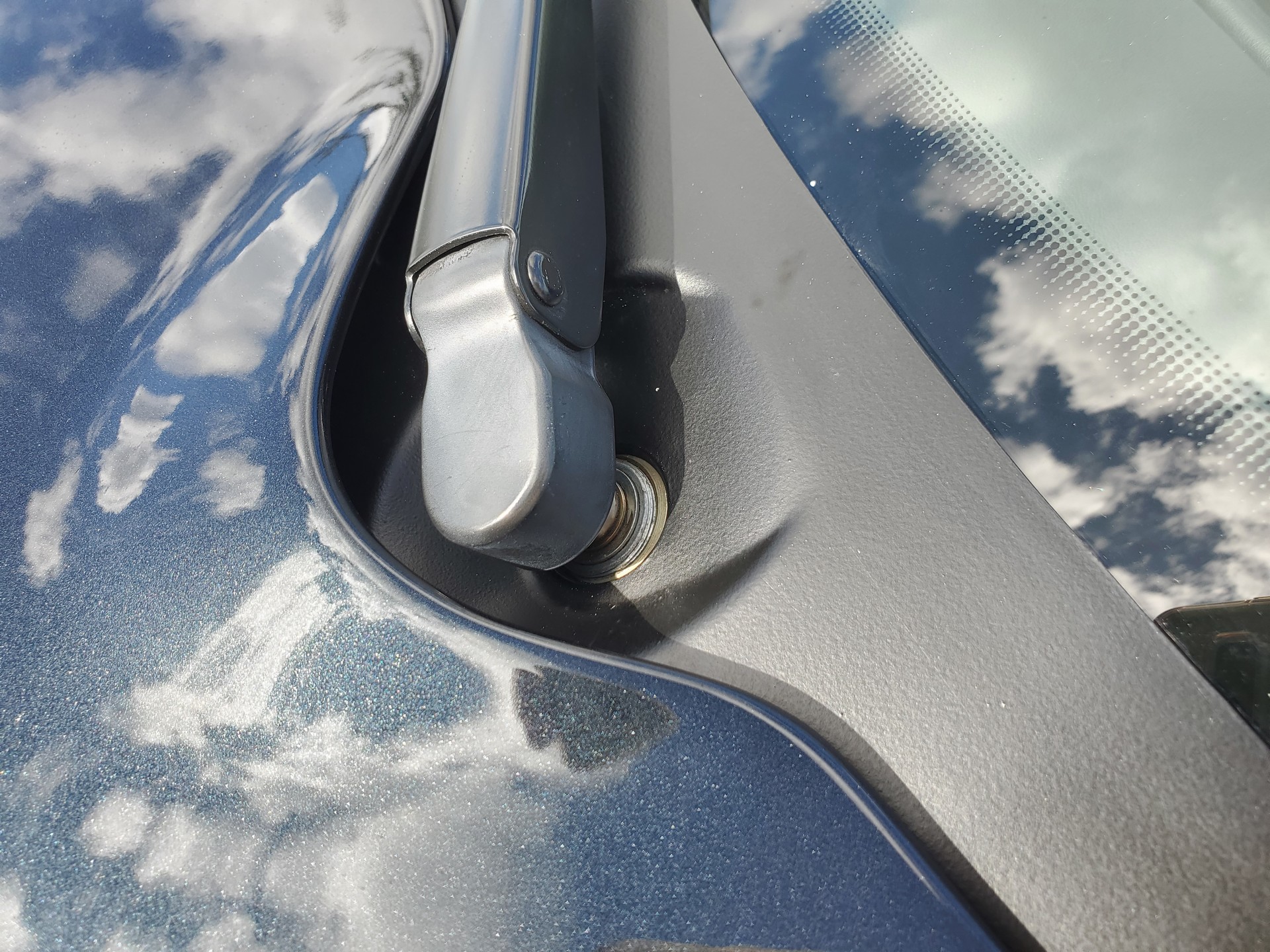 This 2,377 Mile BMW Z1 Looks Brand New And Is Up For Auction