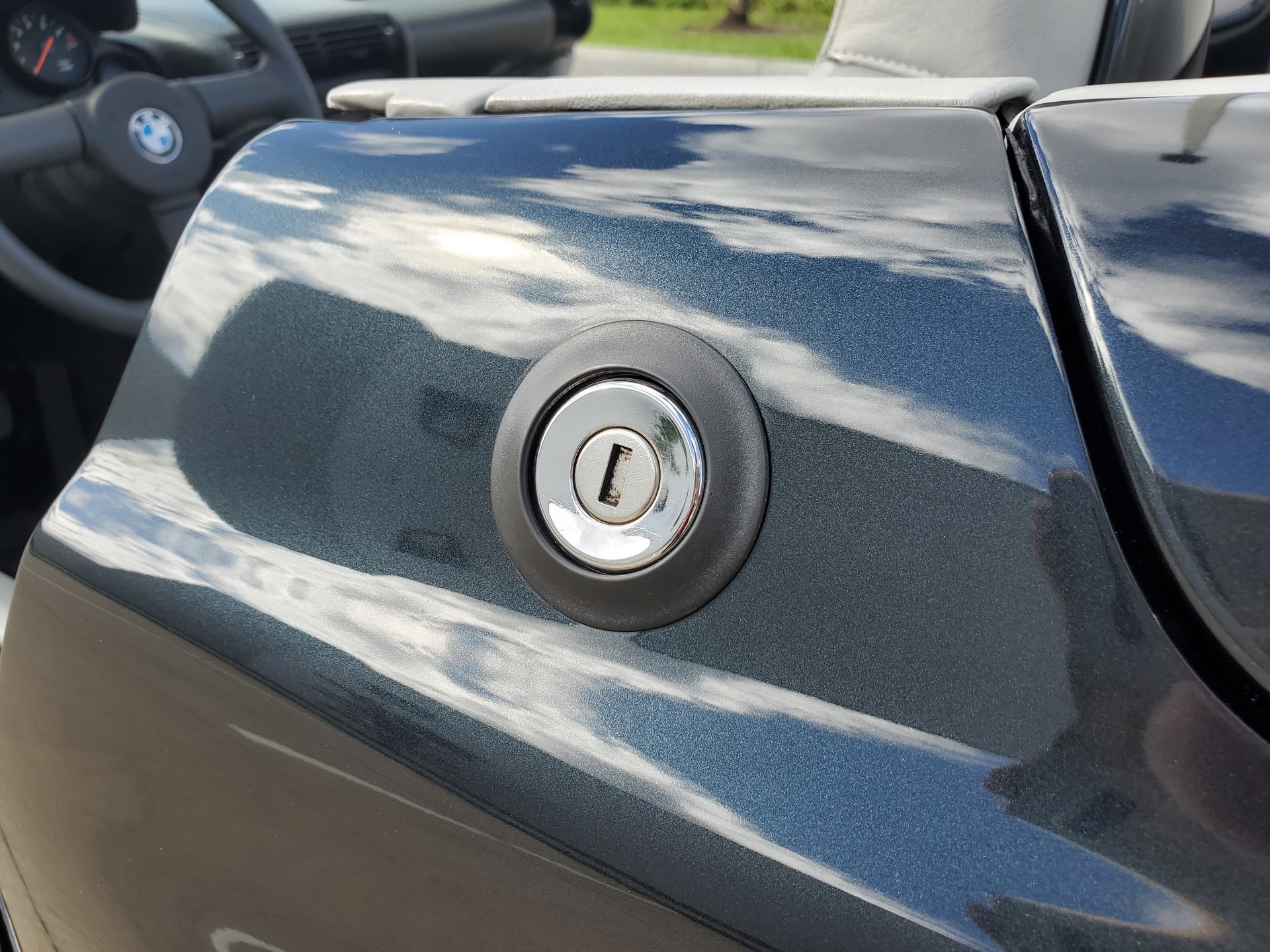 This 2,377 Mile BMW Z1 Looks Brand New And Is Up For Auction