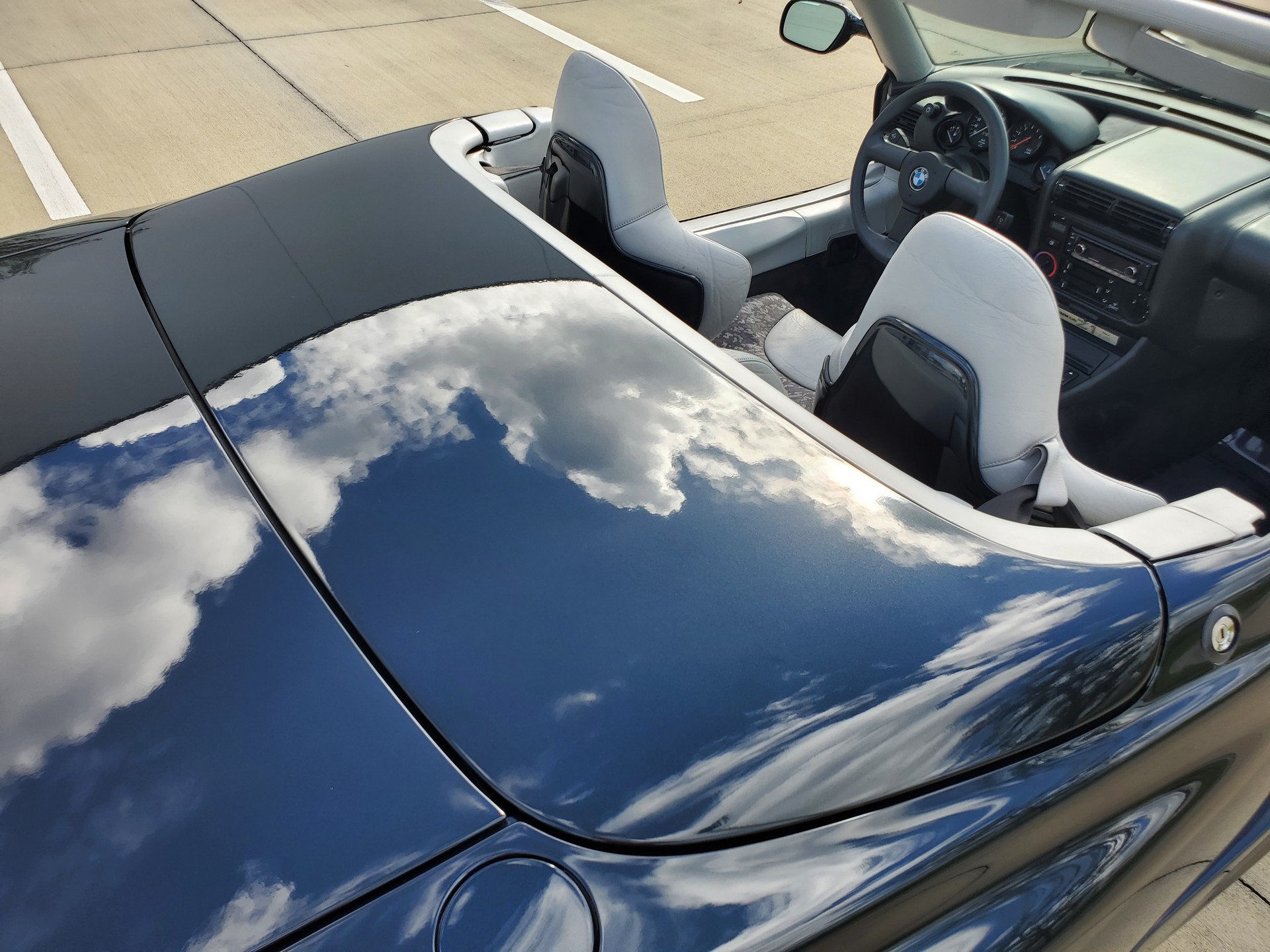 This 2,377 Mile BMW Z1 Looks Brand New And Is Up For Auction