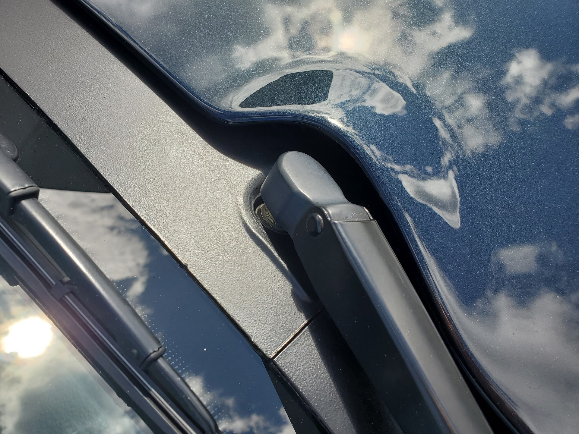 This 2,377 Mile BMW Z1 Looks Brand New And Is Up For Auction