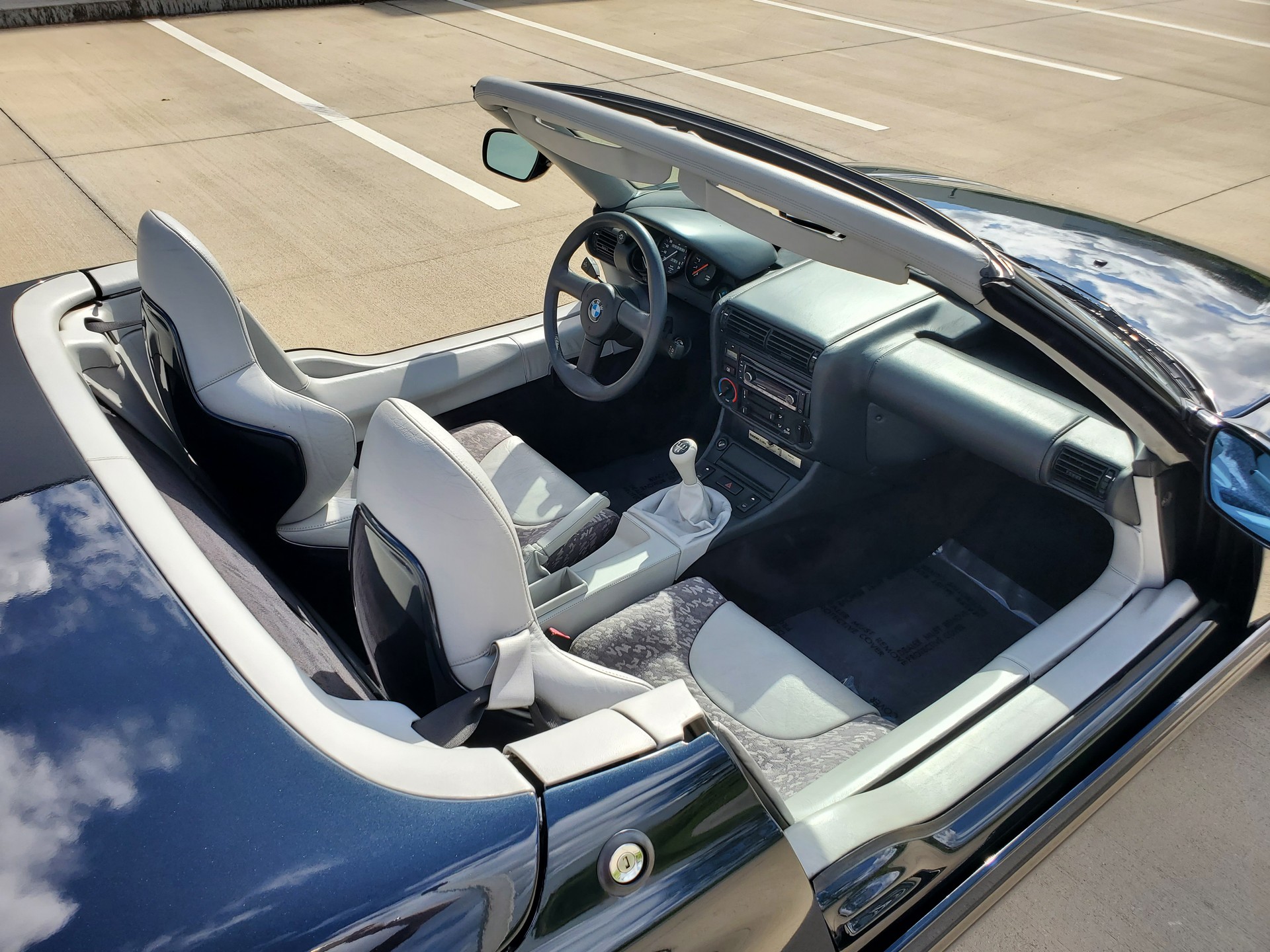 This 2,377 Mile BMW Z1 Looks Brand New And Is Up For Auction