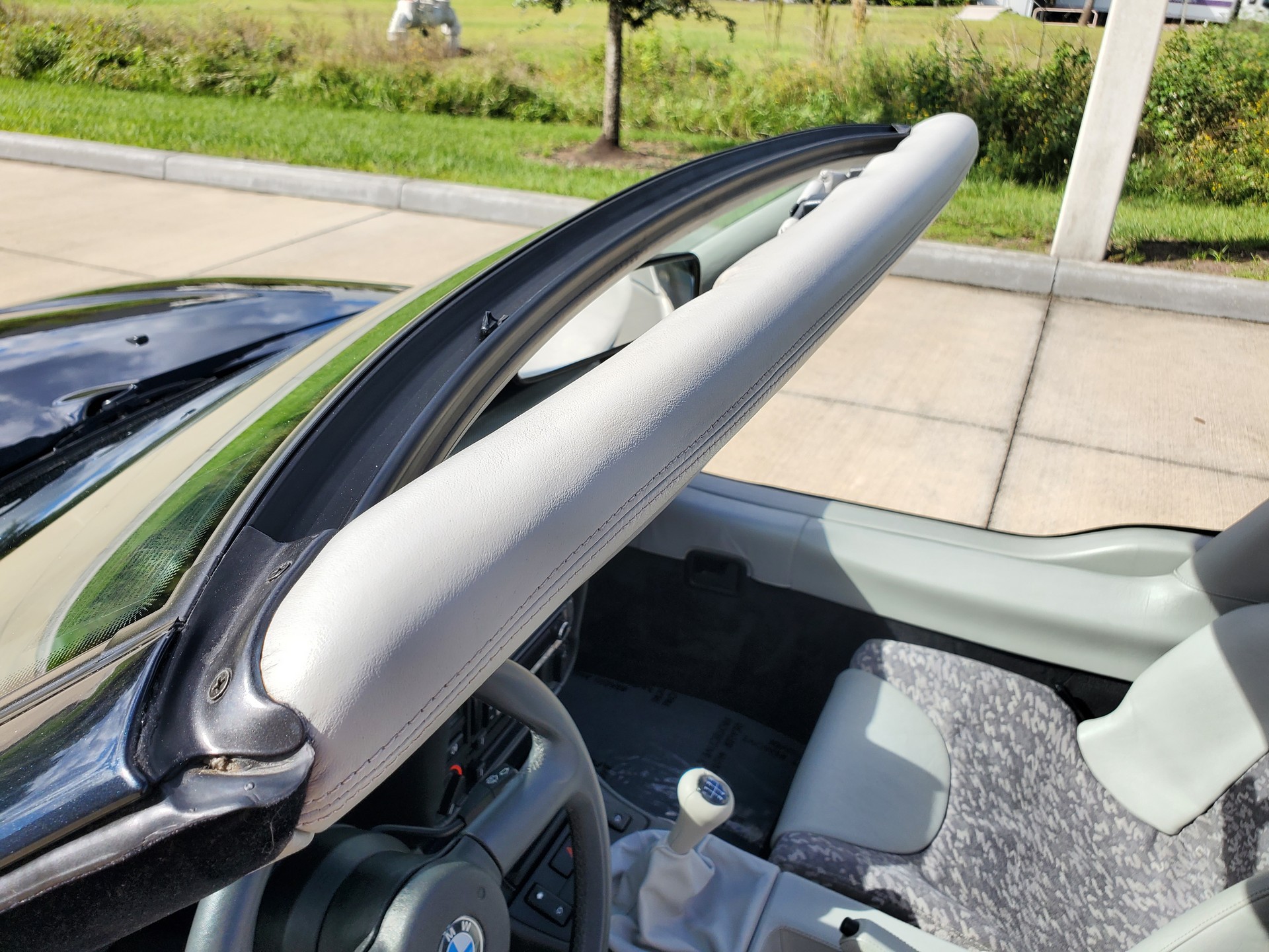 This 2,377 Mile BMW Z1 Looks Brand New And Is Up For Auction