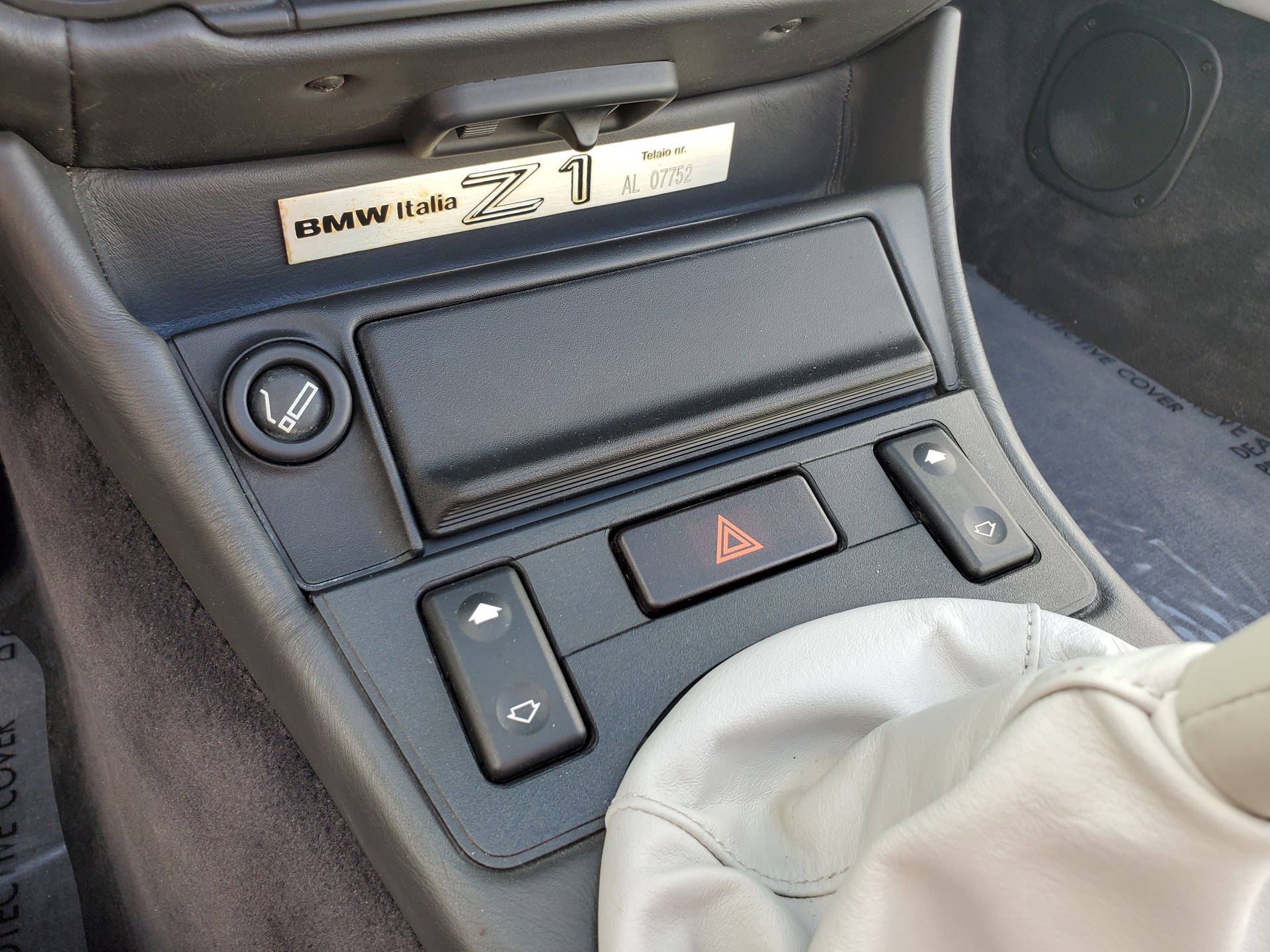 This 2,377 Mile BMW Z1 Looks Brand New And Is Up For Auction