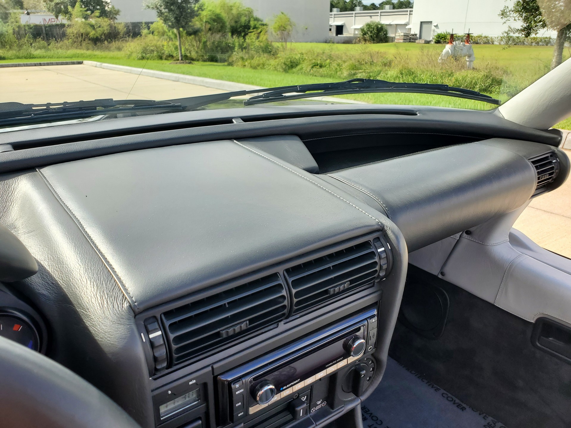 This 2,377 Mile BMW Z1 Looks Brand New And Is Up For Auction