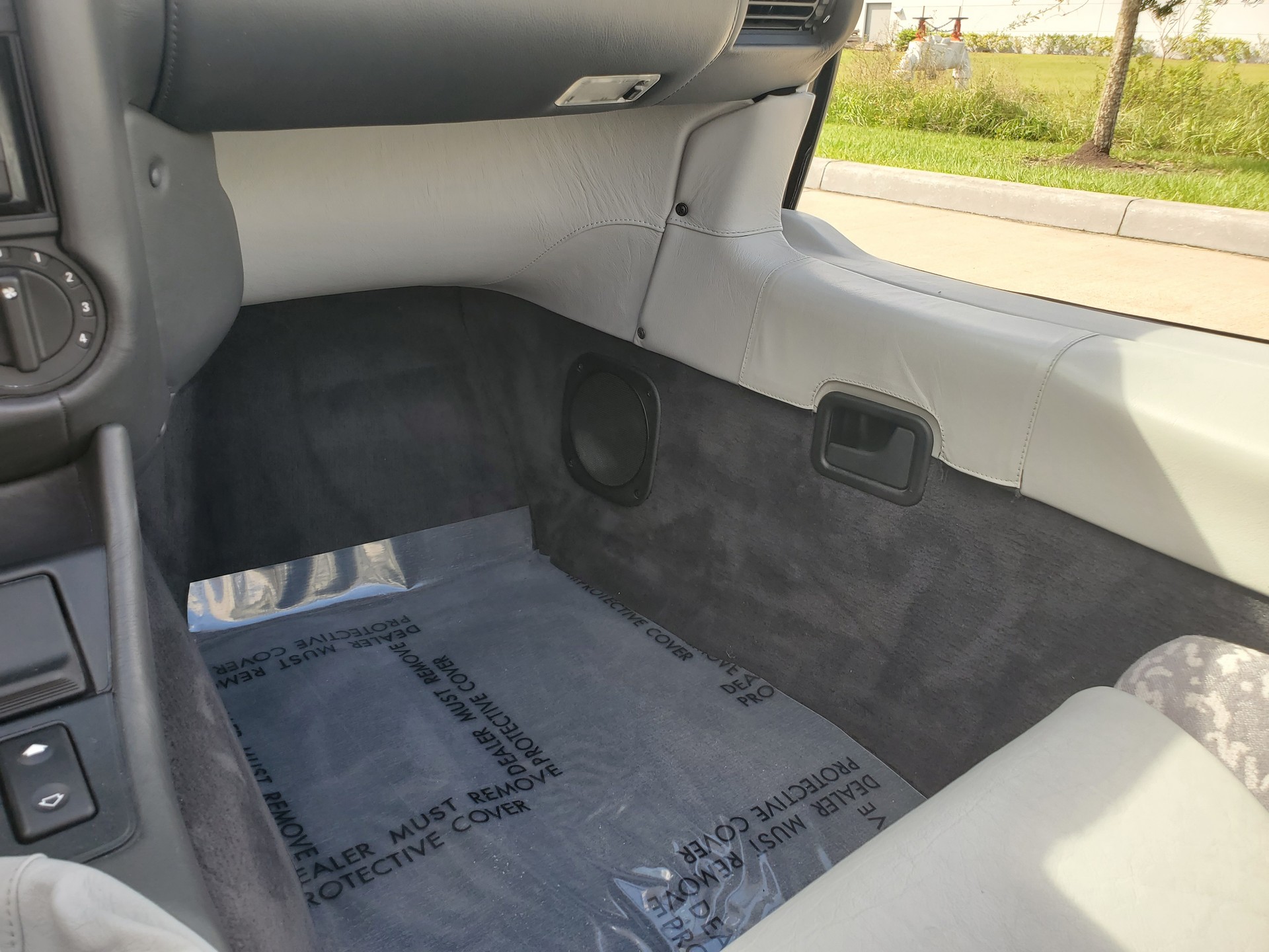 This 2,377 Mile BMW Z1 Looks Brand New And Is Up For Auction