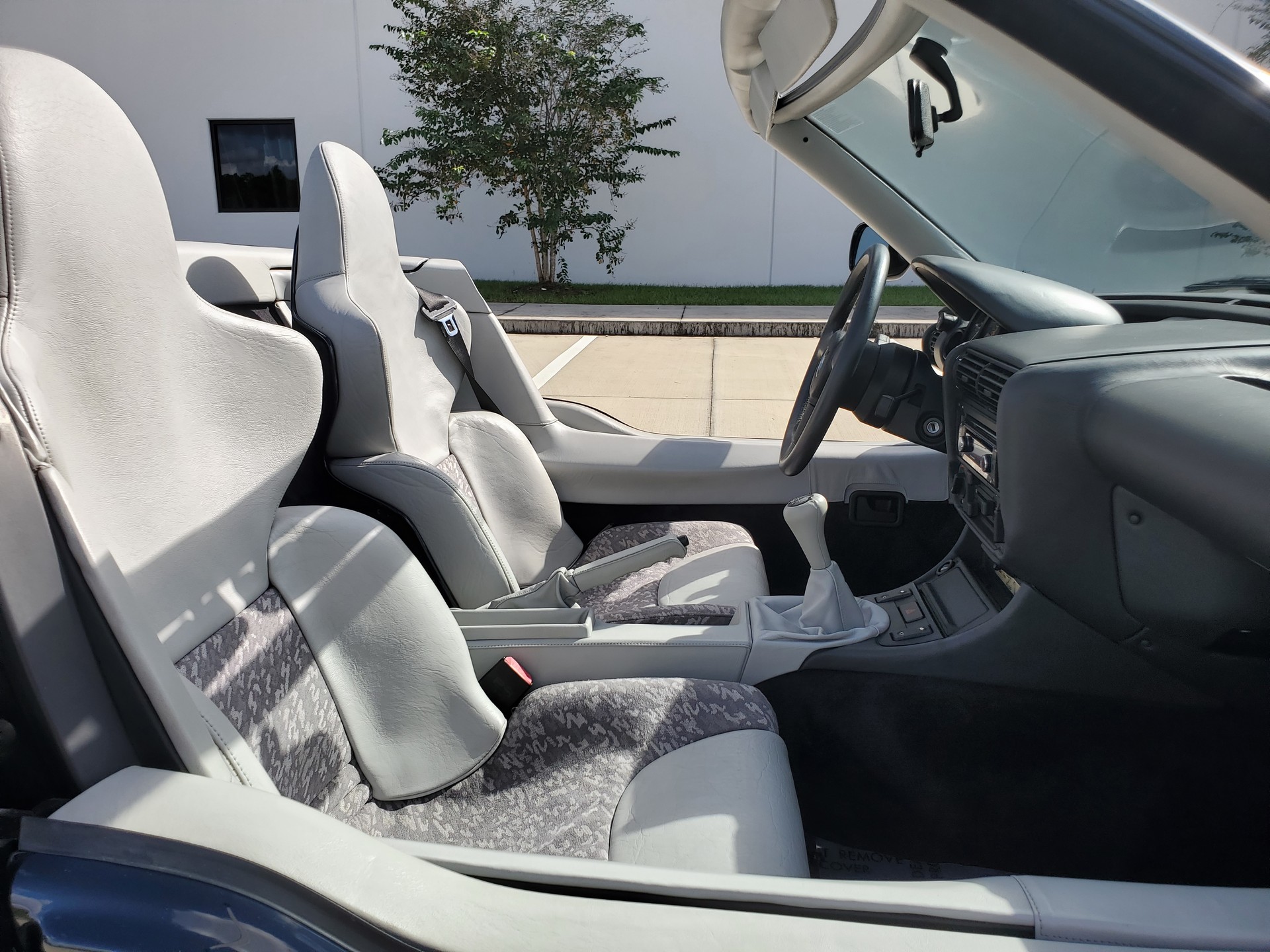 This 2,377 Mile BMW Z1 Looks Brand New And Is Up For Auction