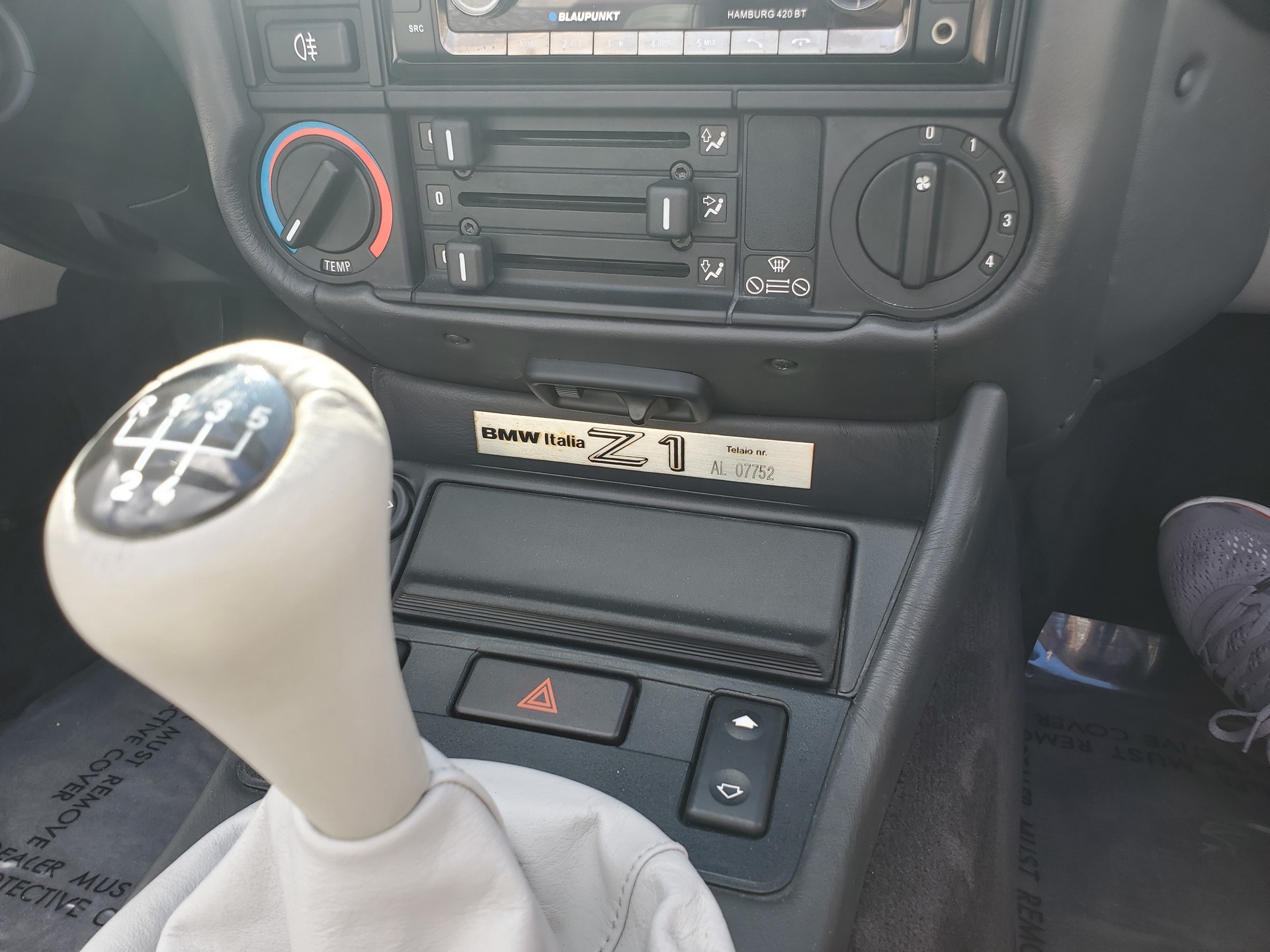 This 2,377 Mile BMW Z1 Looks Brand New And Is Up For Auction