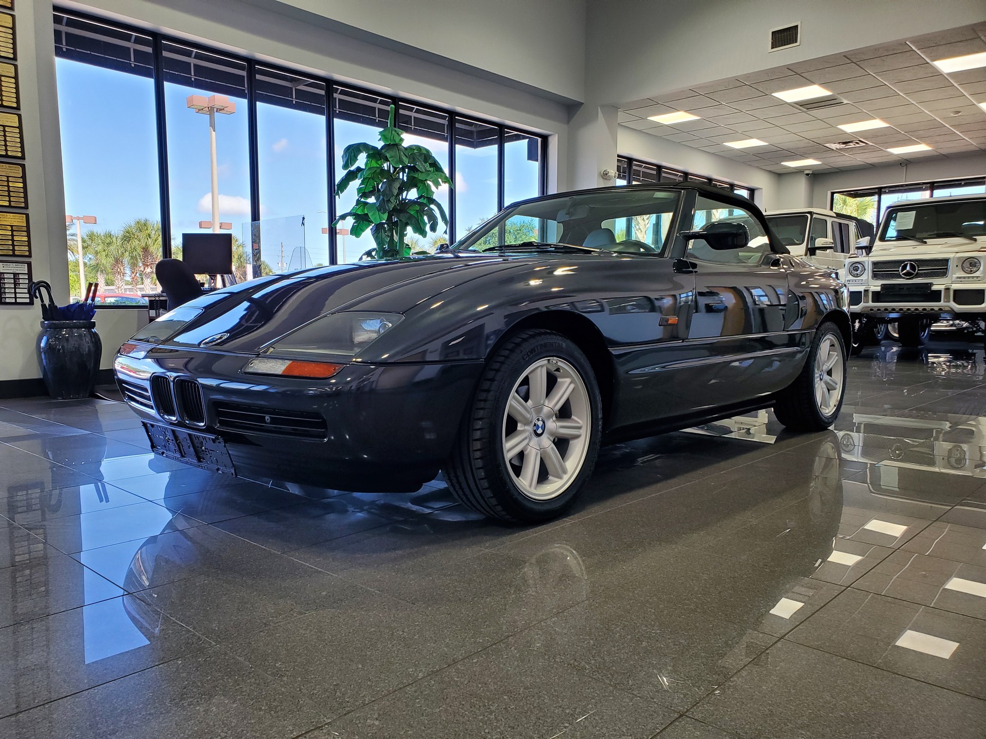 This 2,377 Mile BMW Z1 Looks Brand New And Is Up For Auction