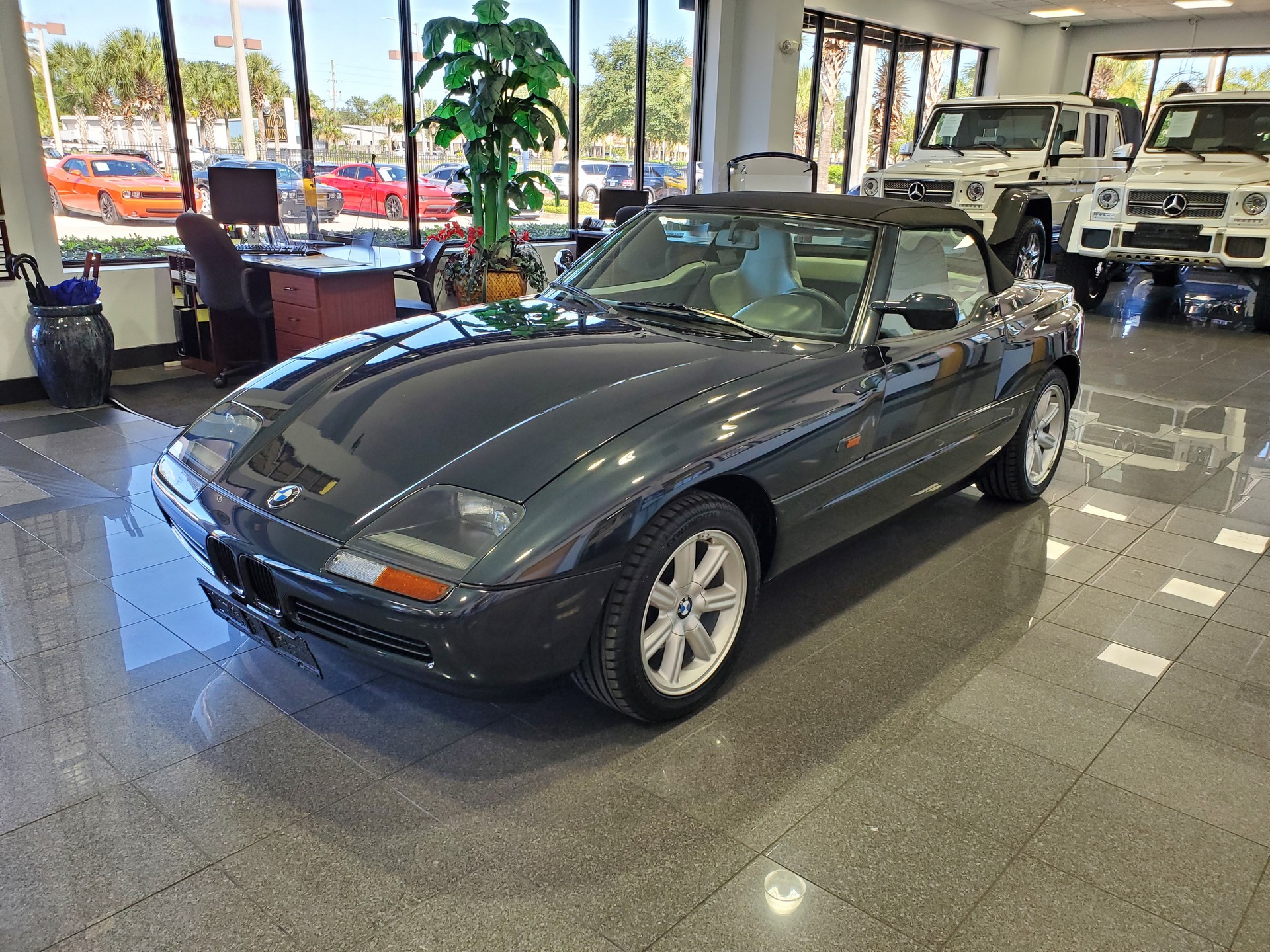 This 2,377 Mile BMW Z1 Looks Brand New And Is Up For Auction
