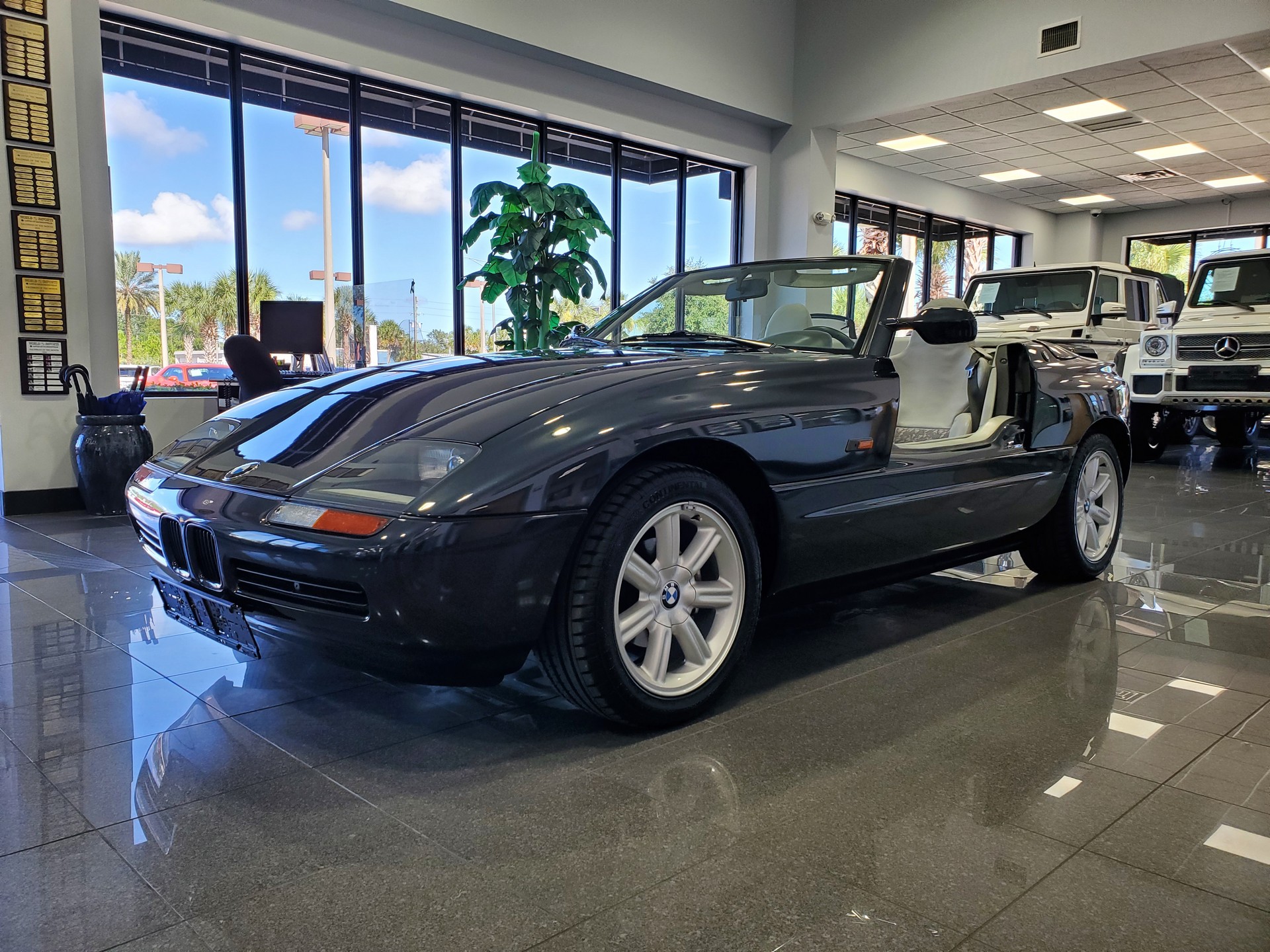 This 2,377 Mile BMW Z1 Looks Brand New And Is Up For Auction
