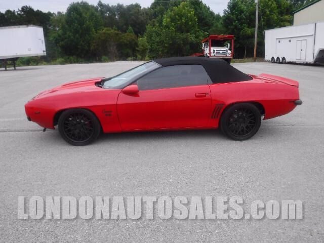 2002 Chevrolet Camaro Convertible Would Have You Believe It’s A 1969 Model Instead