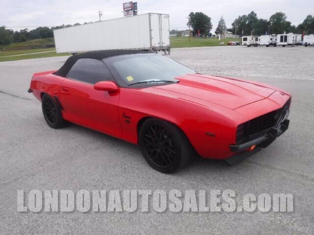 2002 Chevrolet Camaro Convertible Would Have You Believe It’s A 1969 Model Instead